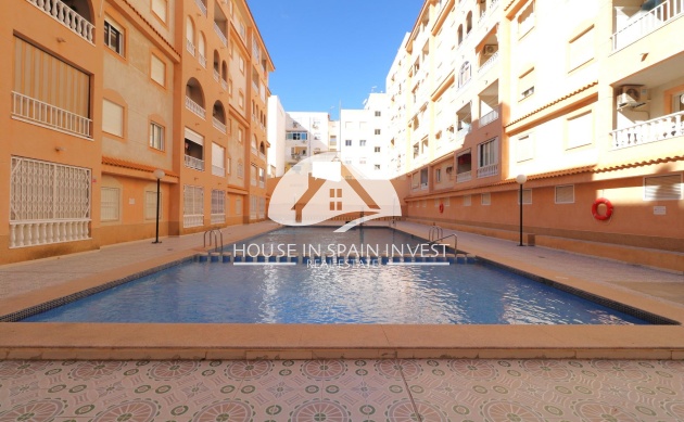 Apartment  - Resale - Torrevieja - Centro