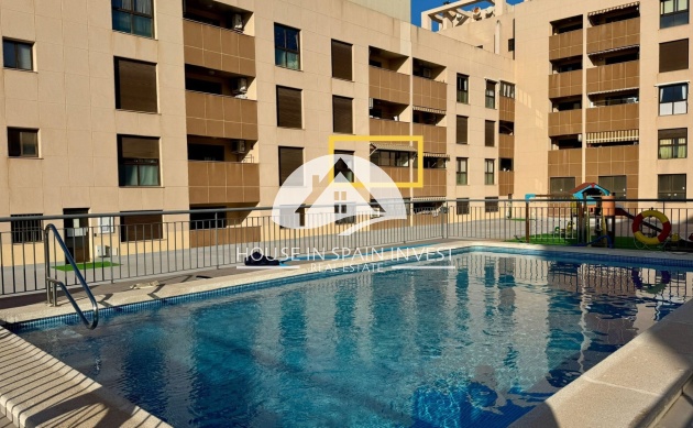 Appartement - Herverkoop - Torrevieja - Centro