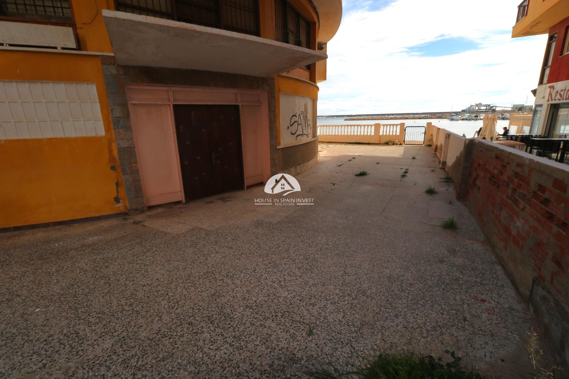 Herverkoop - Commercial Unit - Torrevieja - Centro