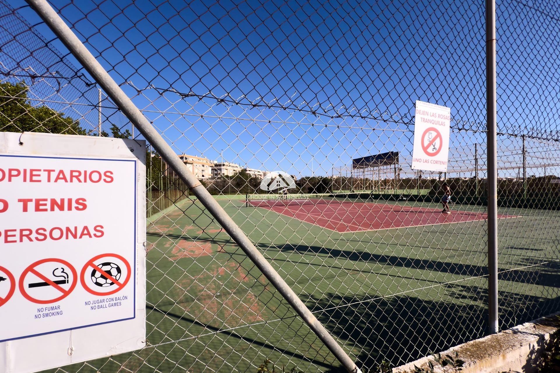 Herverkoop - Gelijkvloerse bungalow - Torrevieja - El Acequión - Los Náufragos