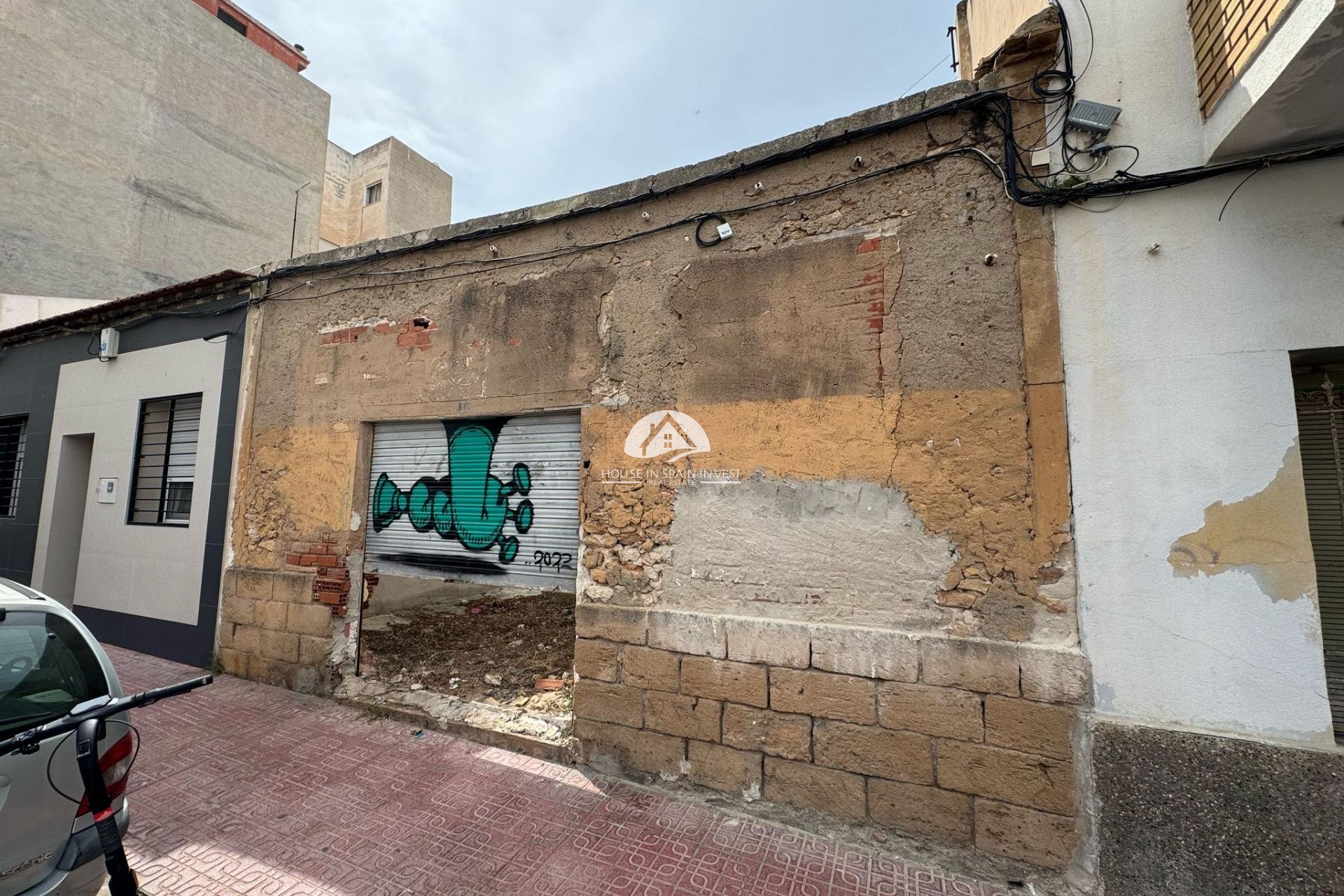 Herverkoop - Perceel / Grondstuk - Torrevieja - Centro