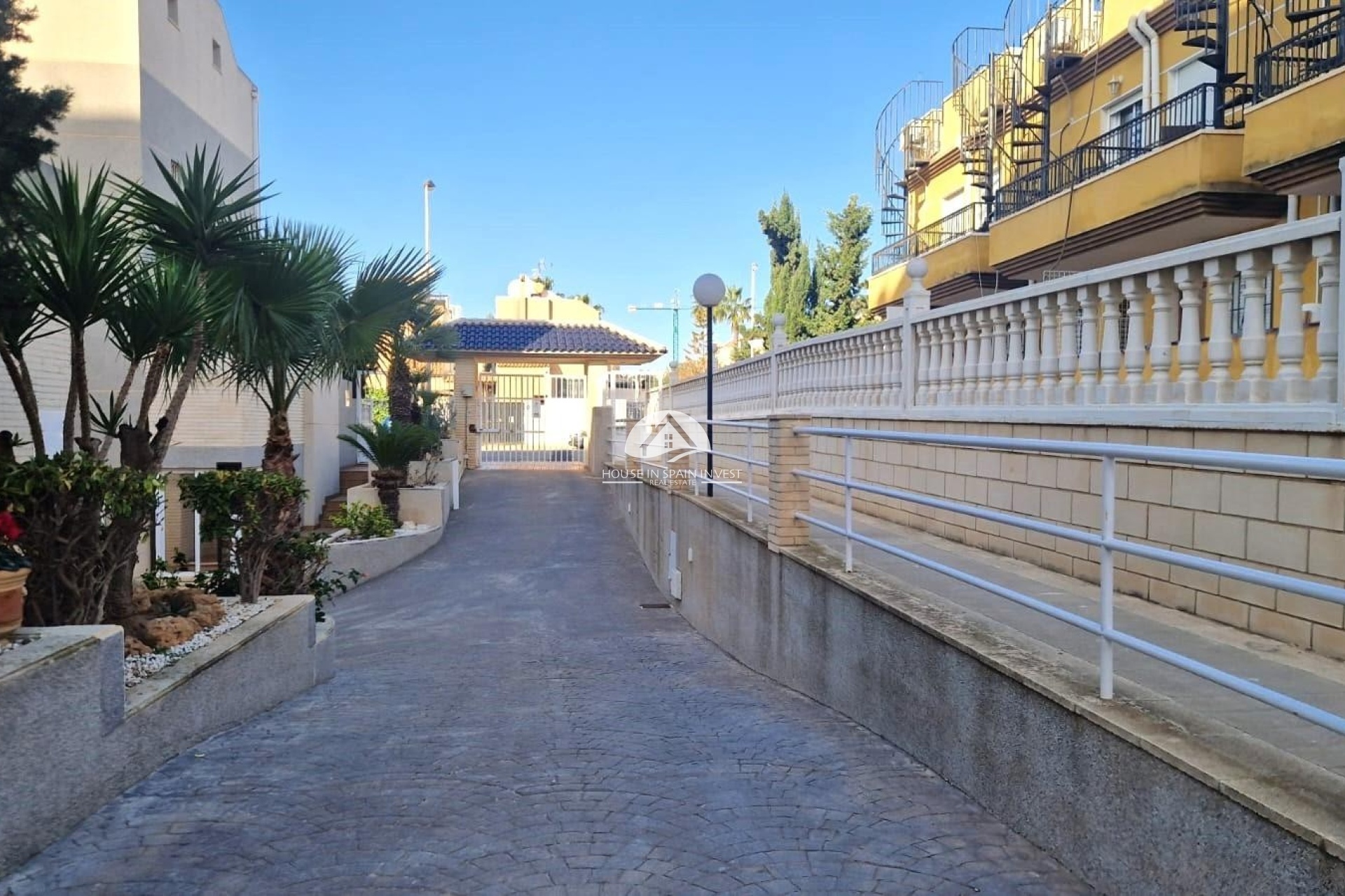 Herverkoop - Rijwoning - Torrevieja - Aguas Nuevas - Sector 25
