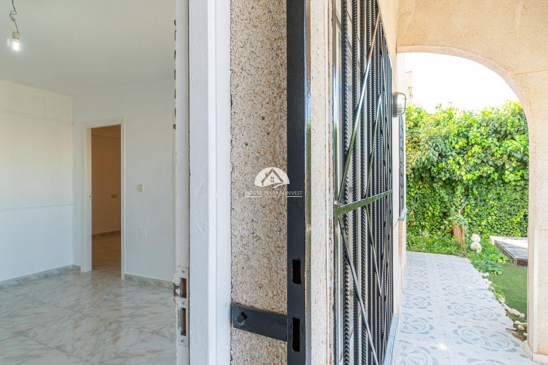 Herverkoop - Rijwoning - Torrevieja - Carrefour