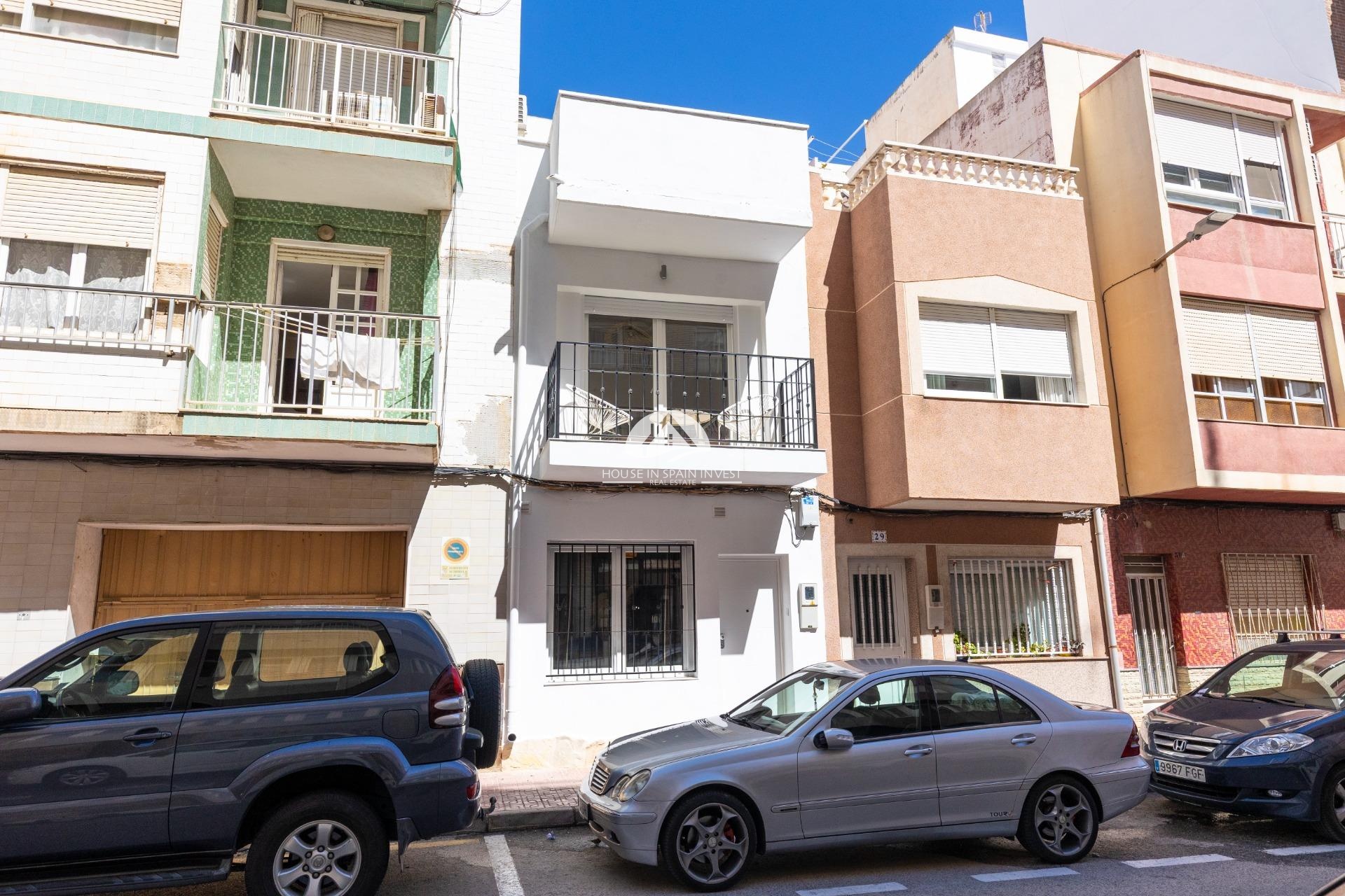 Herverkoop - Rijwoning - Torrevieja - Centro