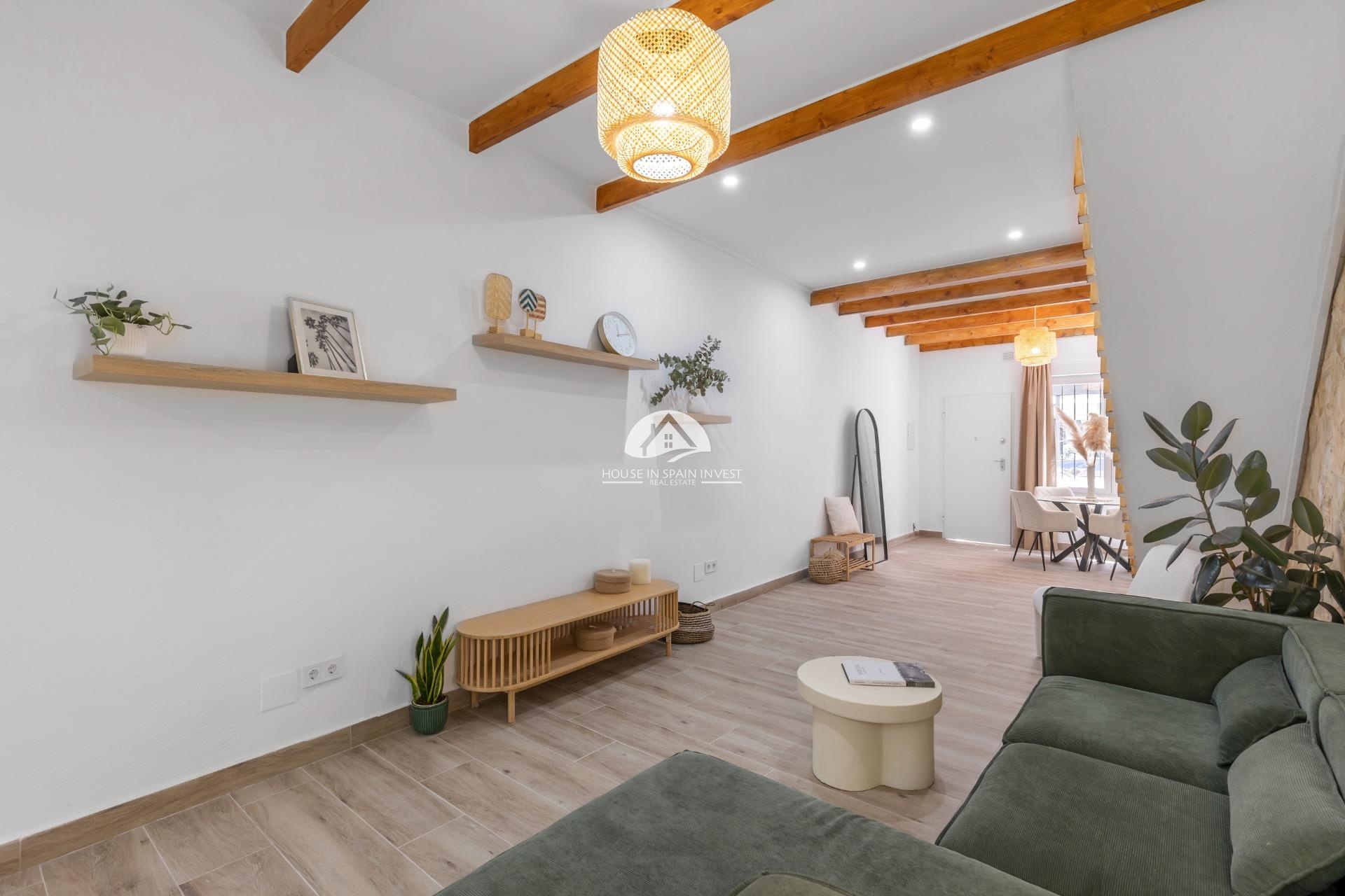 Herverkoop - Rijwoning - Torrevieja - Centro