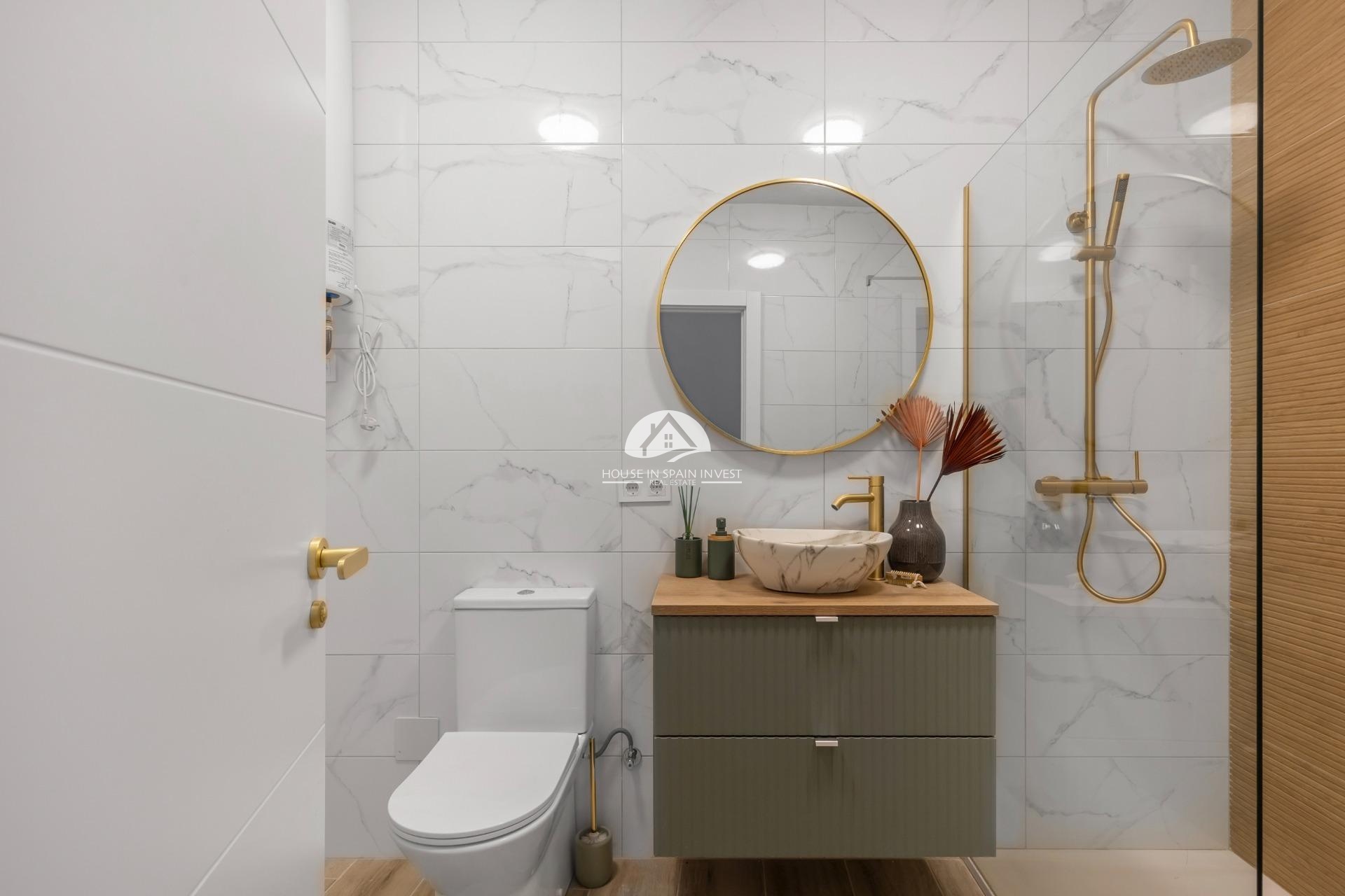 Herverkoop - Rijwoning - Torrevieja - Centro