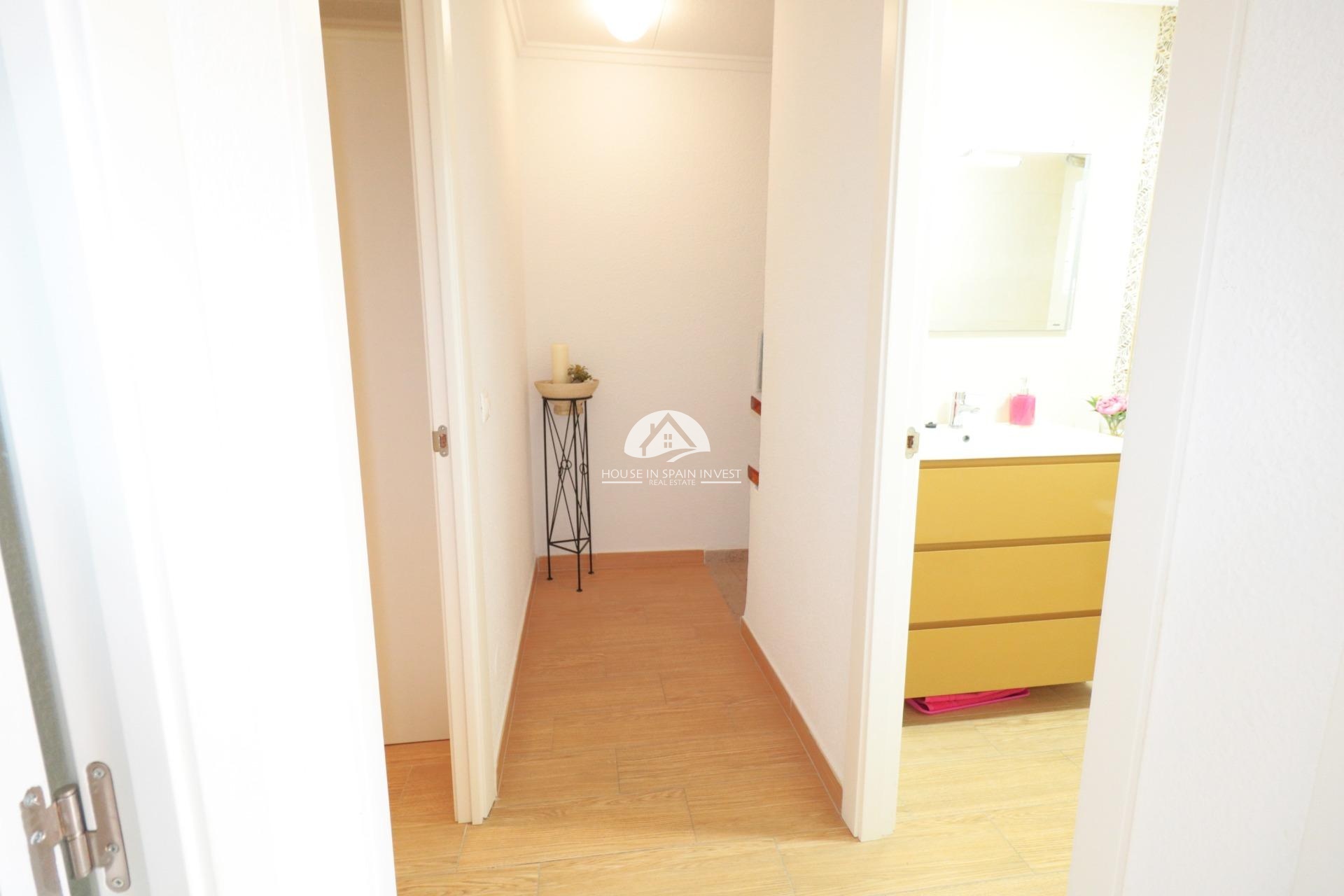 Herverkoop - Rijwoning - Torrevieja - Playa de los Naufragos