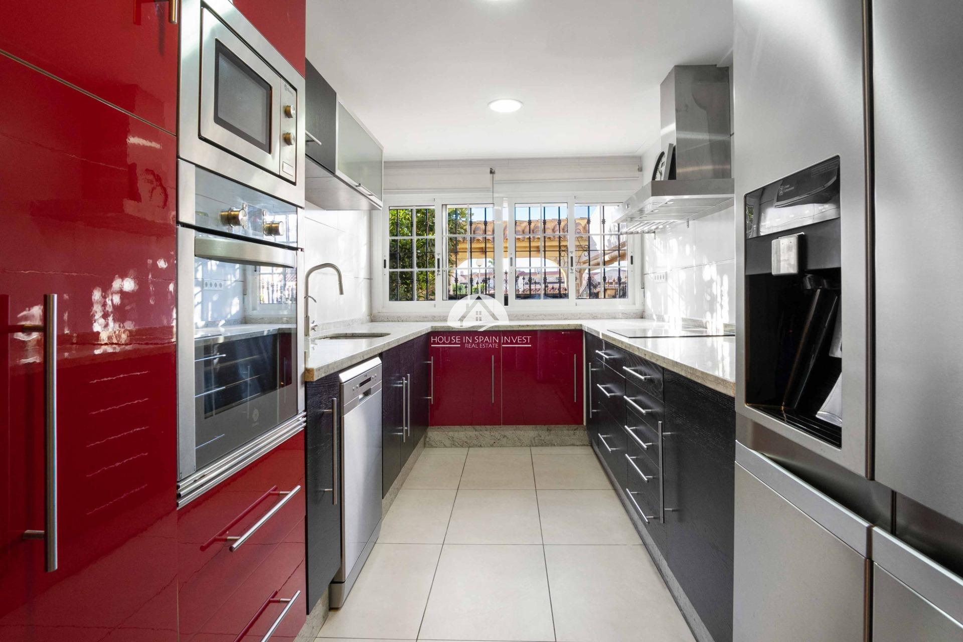 Herverkoop - Villa - Orihuela Costa - La Florida