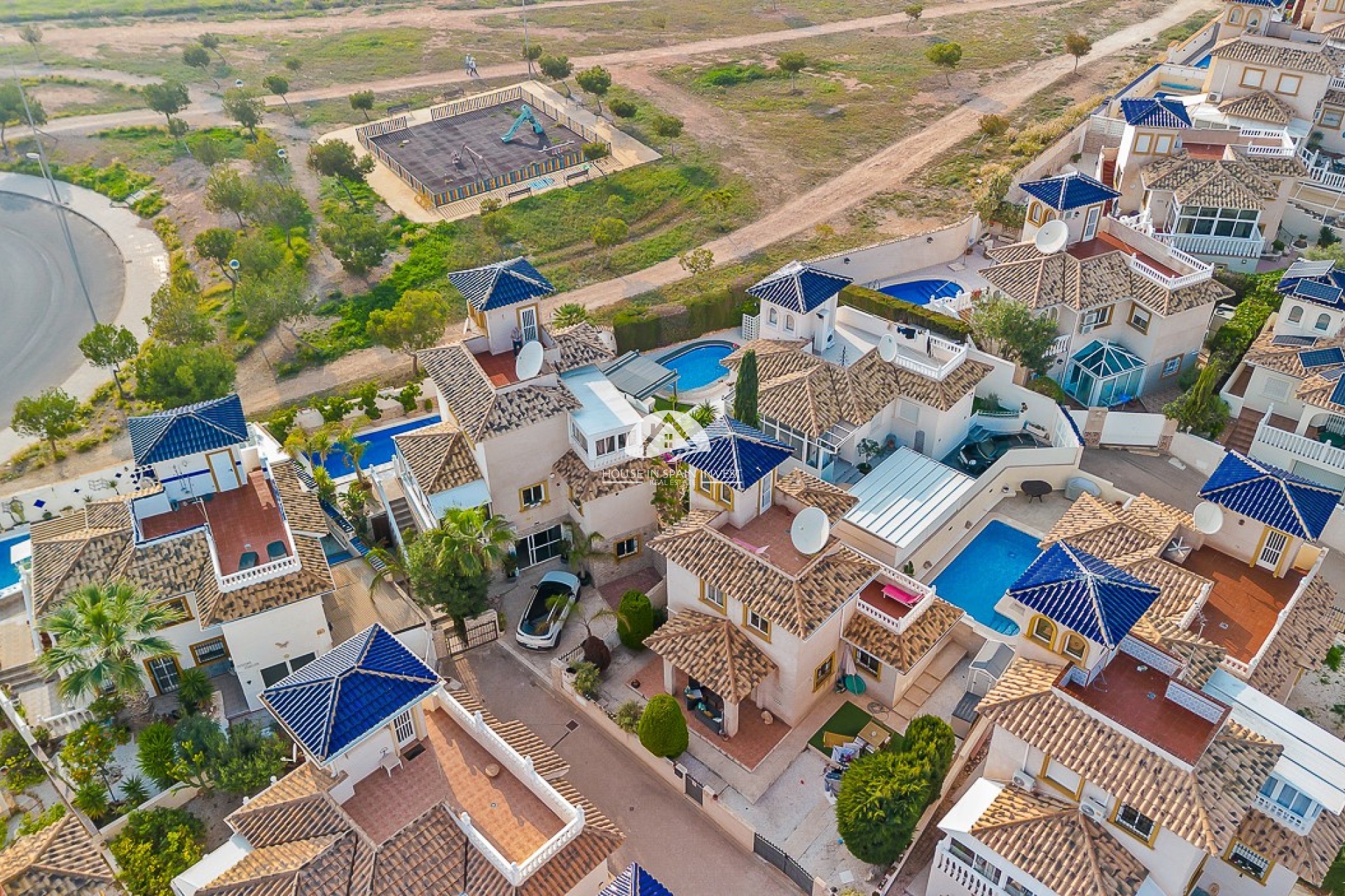 Herverkoop - Villa - Orihuela Costa - Playa Flamenca