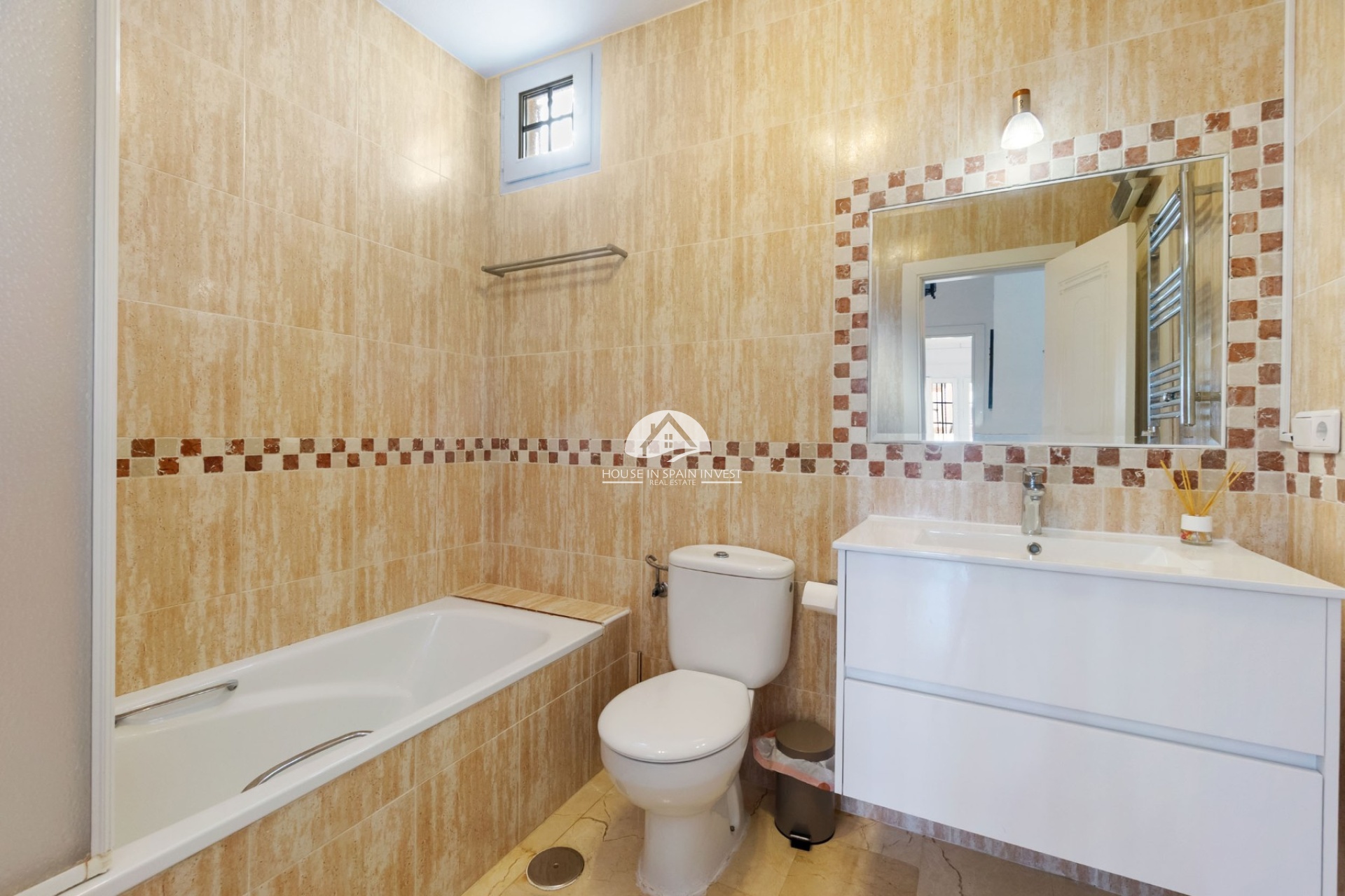 Herverkoop - Villa - Orihuela Costa - Villamartín