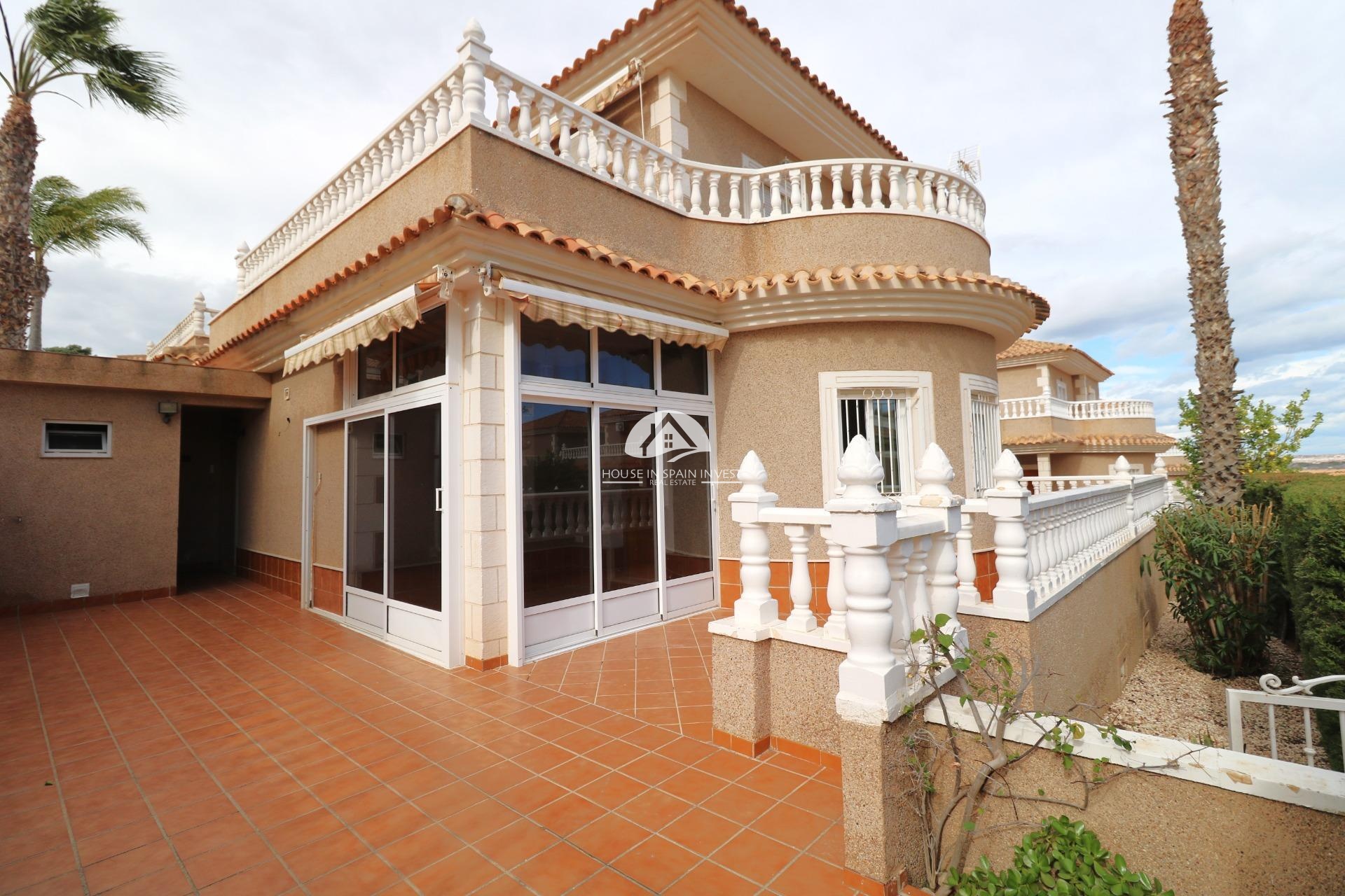 Herverkoop - Villa - Torrevieja - Los Balcones  