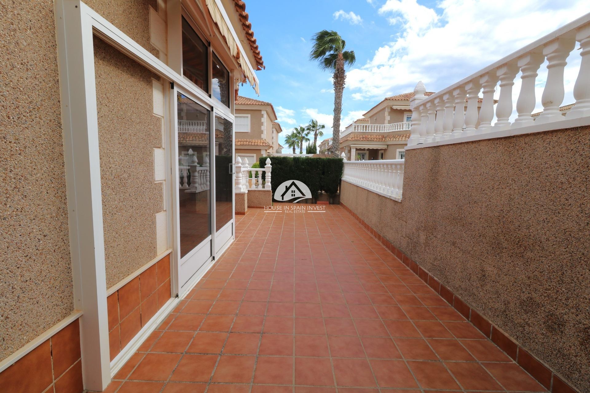 Herverkoop - Villa - Torrevieja - Los Balcones  