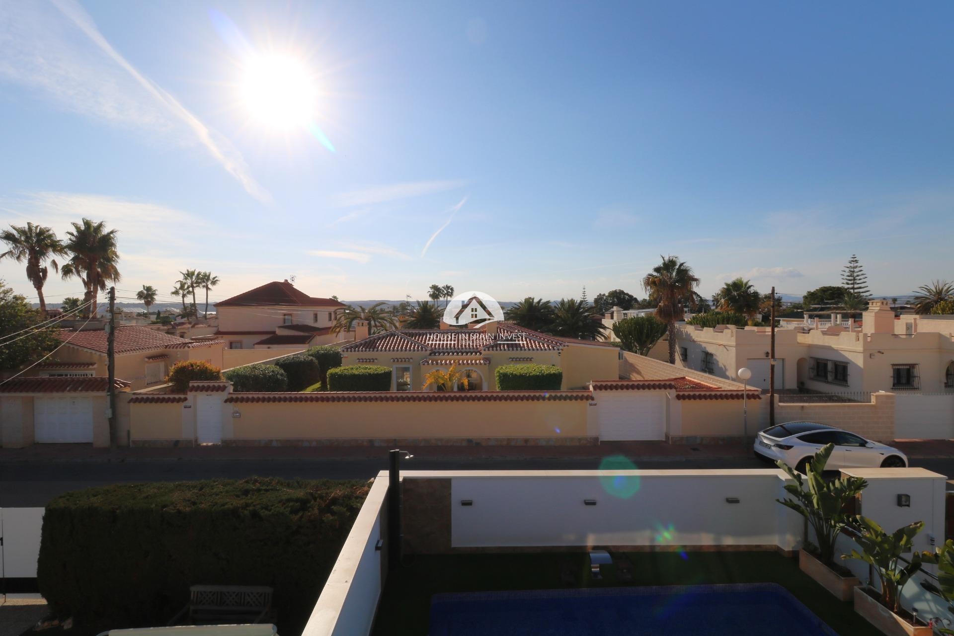 Herverkoop - Villa - Torrevieja - Torreta - El Salado