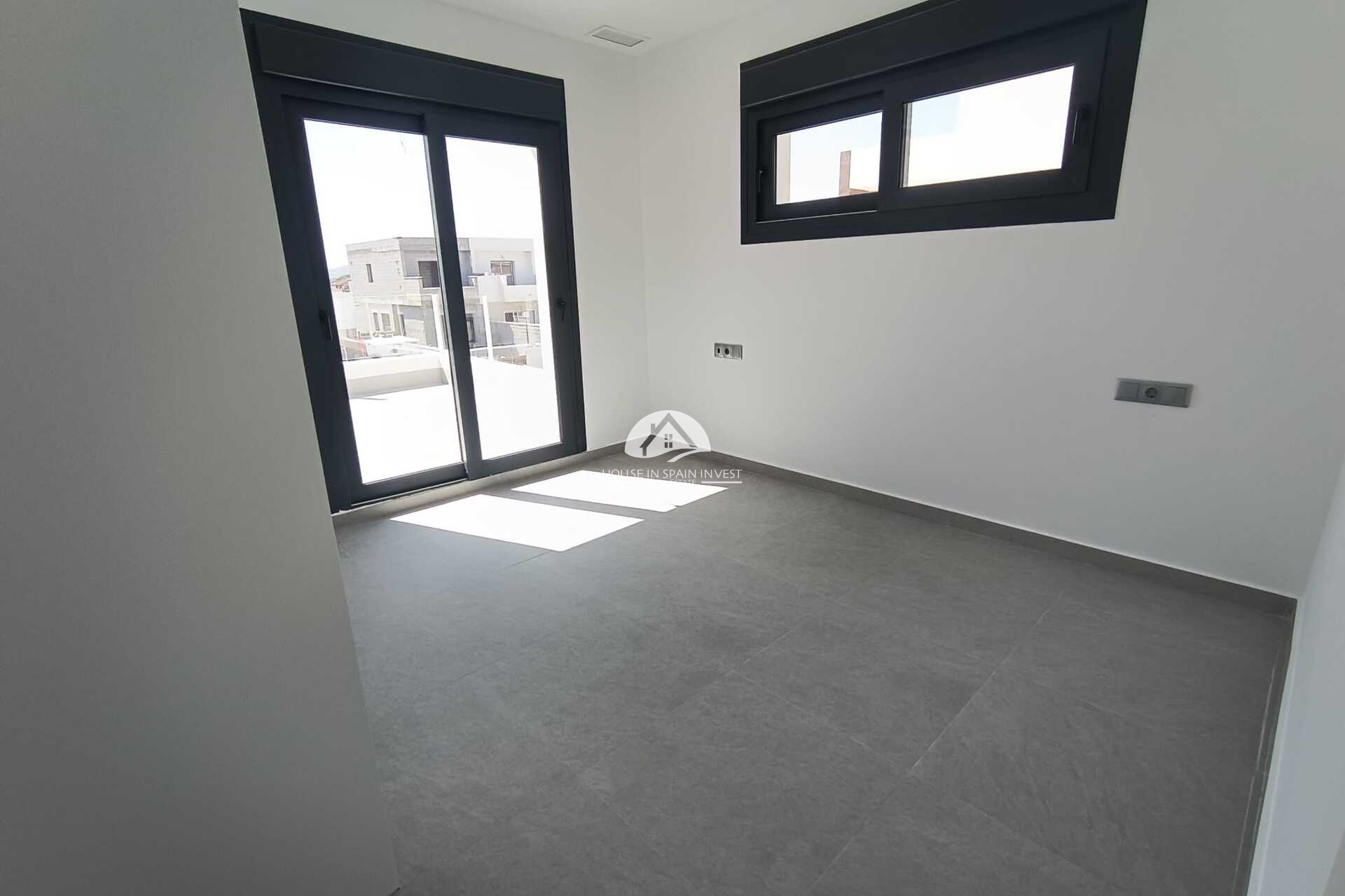 New Build - detached - Daya Nueva