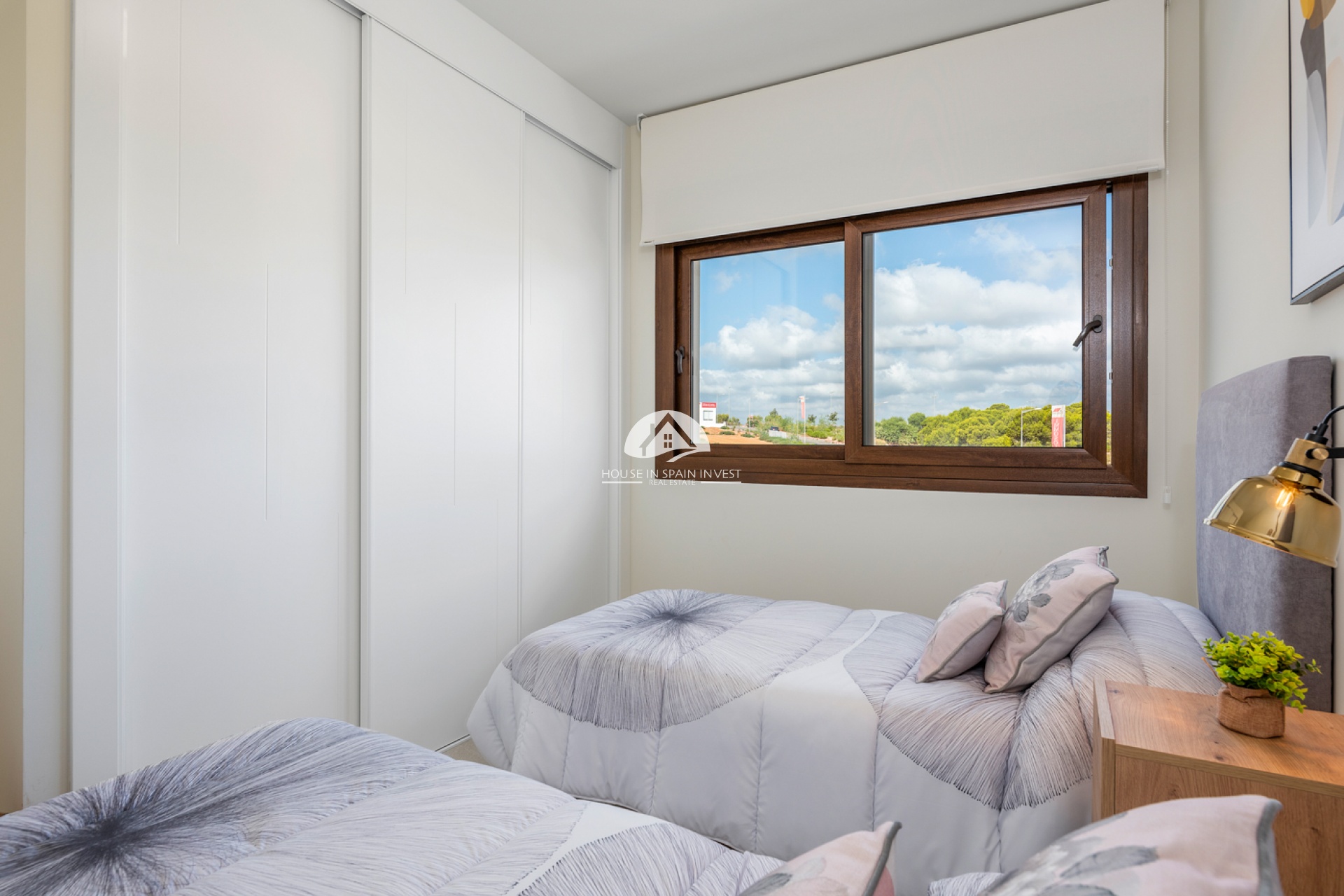 Obra nueva - Bungalow planta baja - Torrevieja