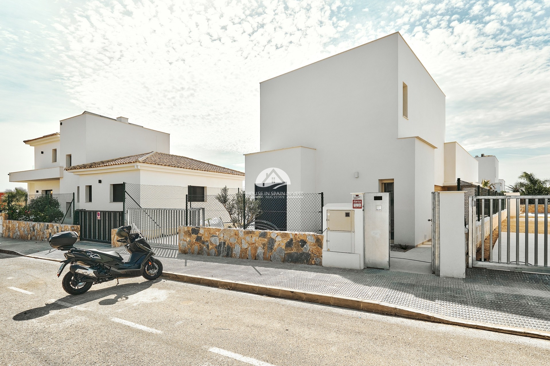 Obra nueva - Chalet - Los Montesinos - La Herrada