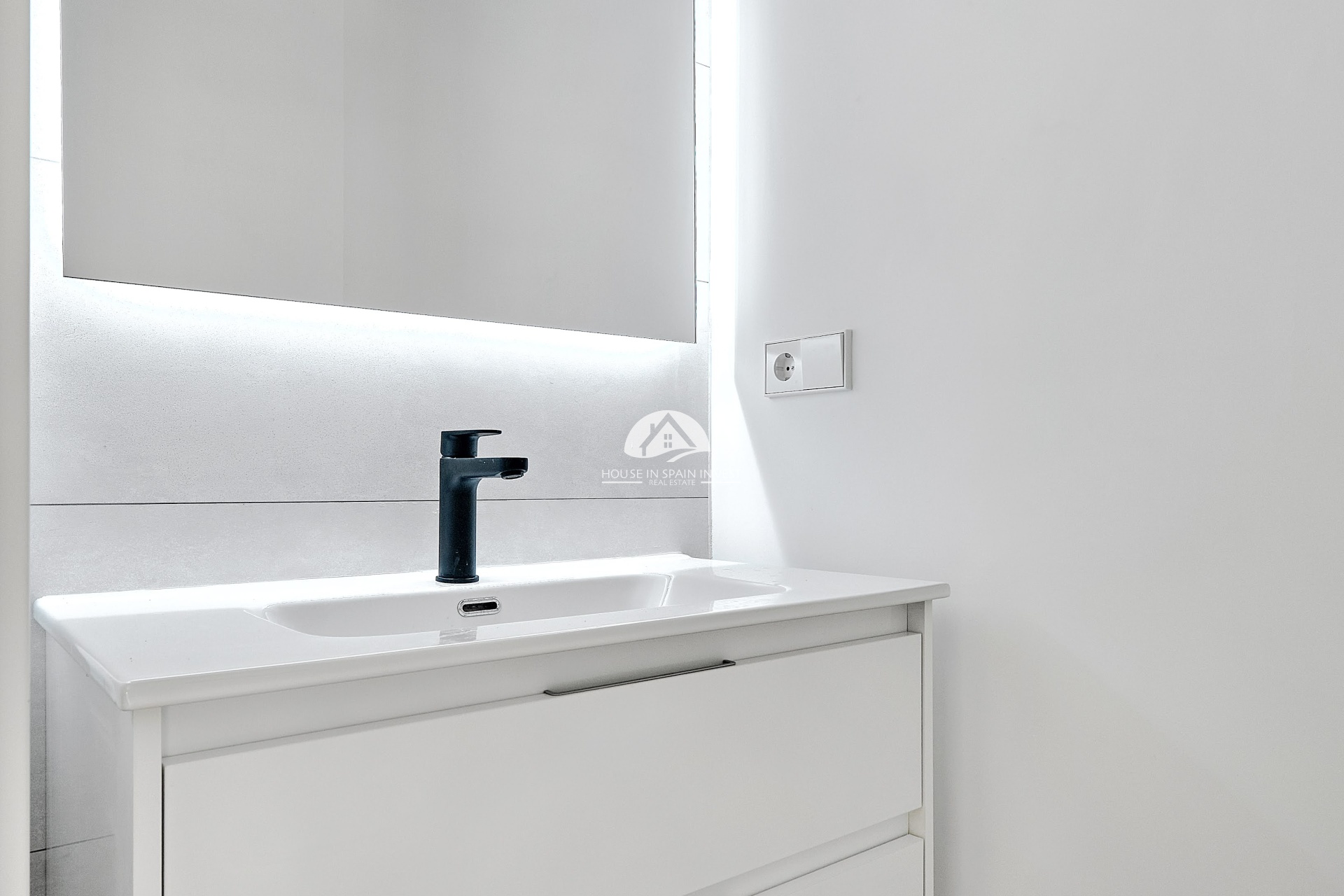 Obra nueva - Chalet - Los Montesinos - La Herrada