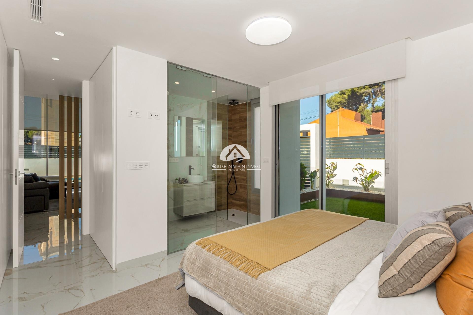 Obra nueva - Chalet - Torrevieja - Los Balcones  