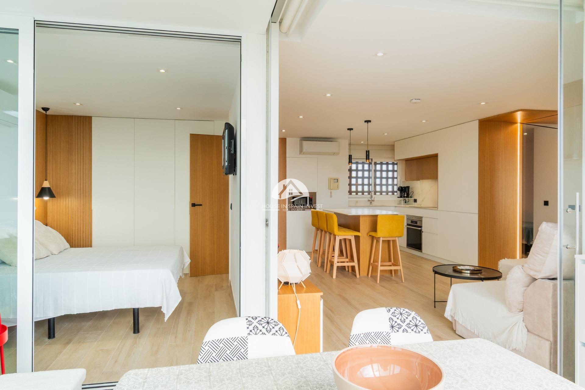 Resale - Apartment  - Guardamar del Segura - Puerto Deportivo