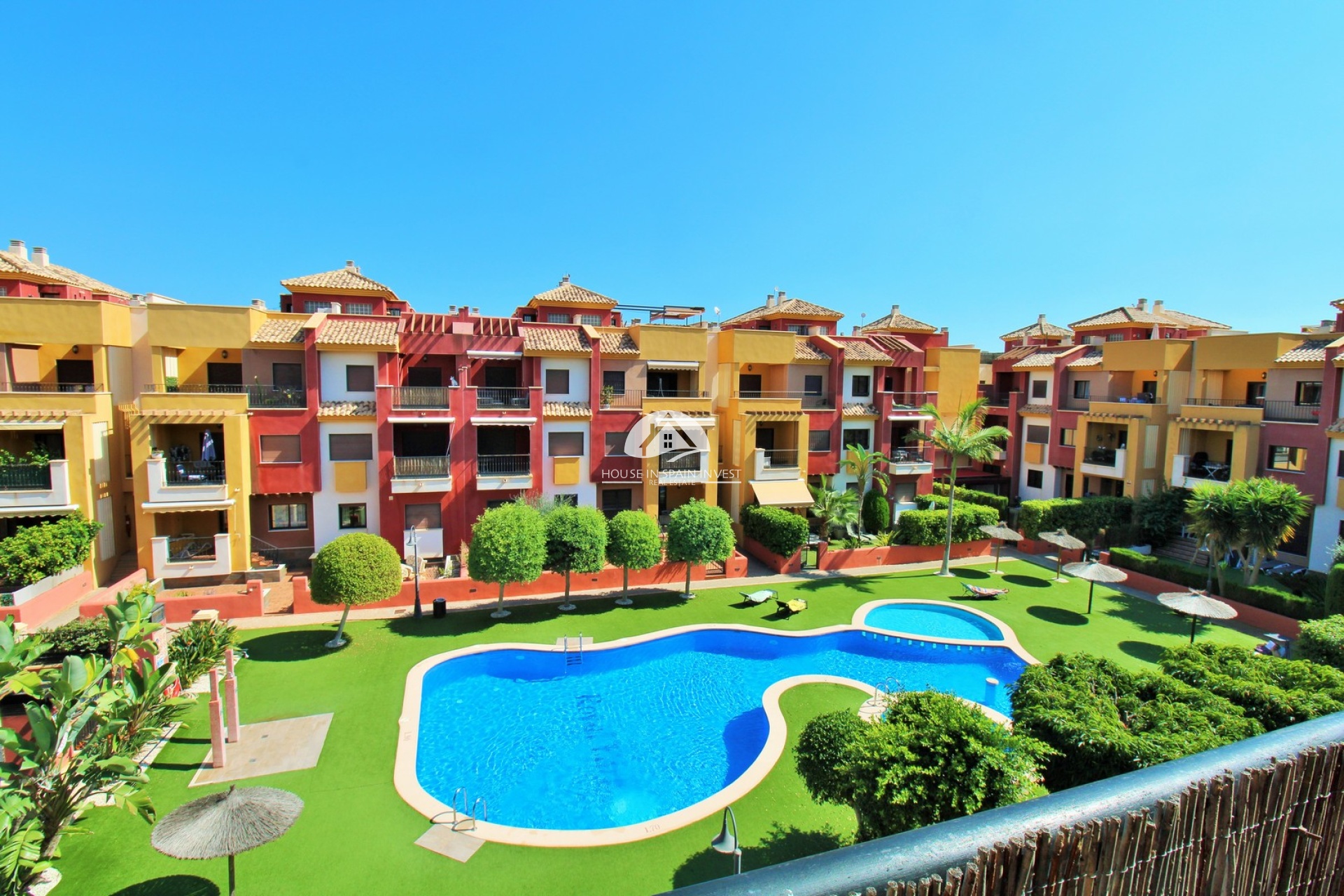 Resale - Apartment  - Orihuela Costa - Cabo roig  