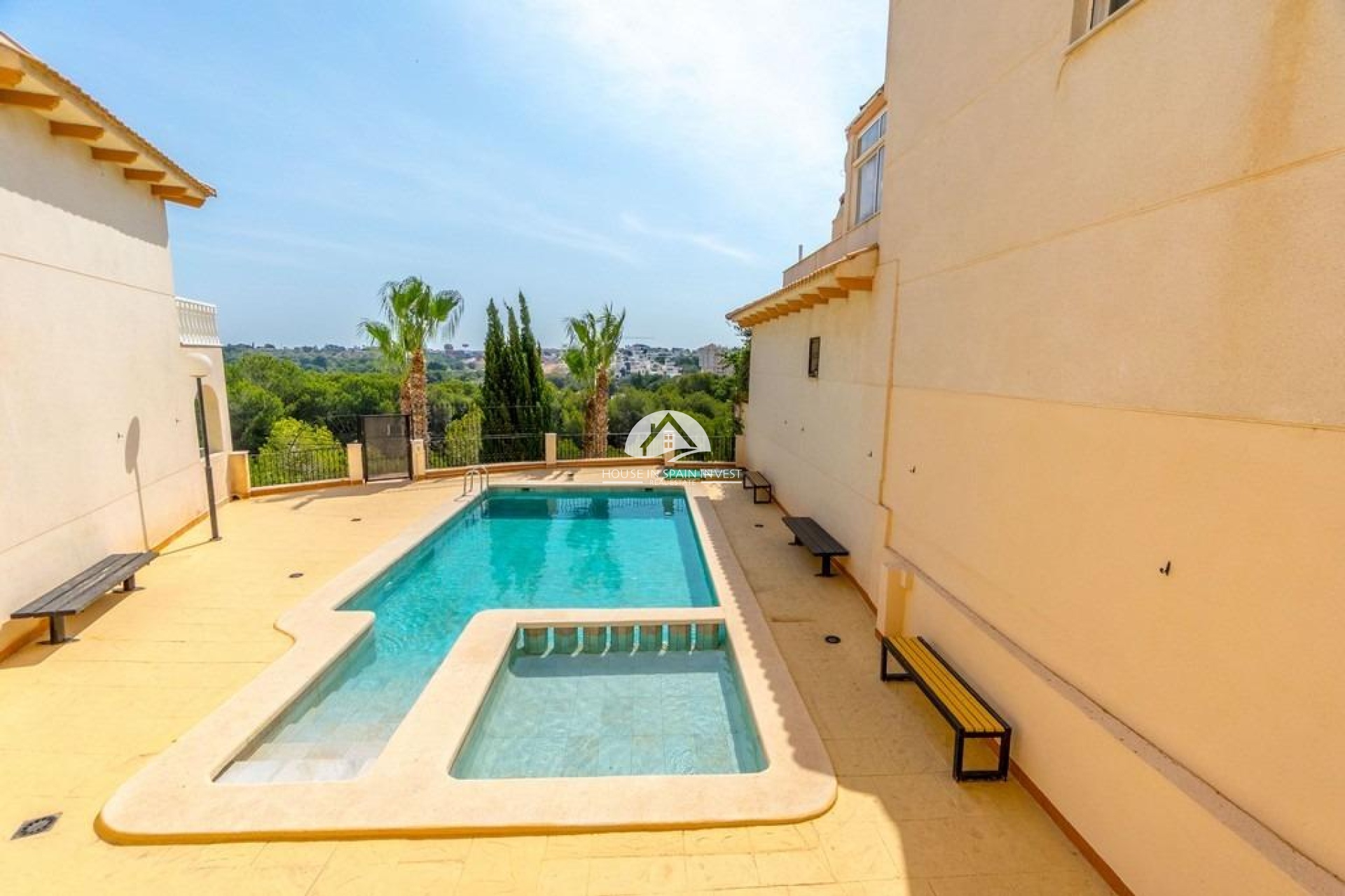 Resale - Apartment  - Orihuela Costa - Dehesa de campoamor