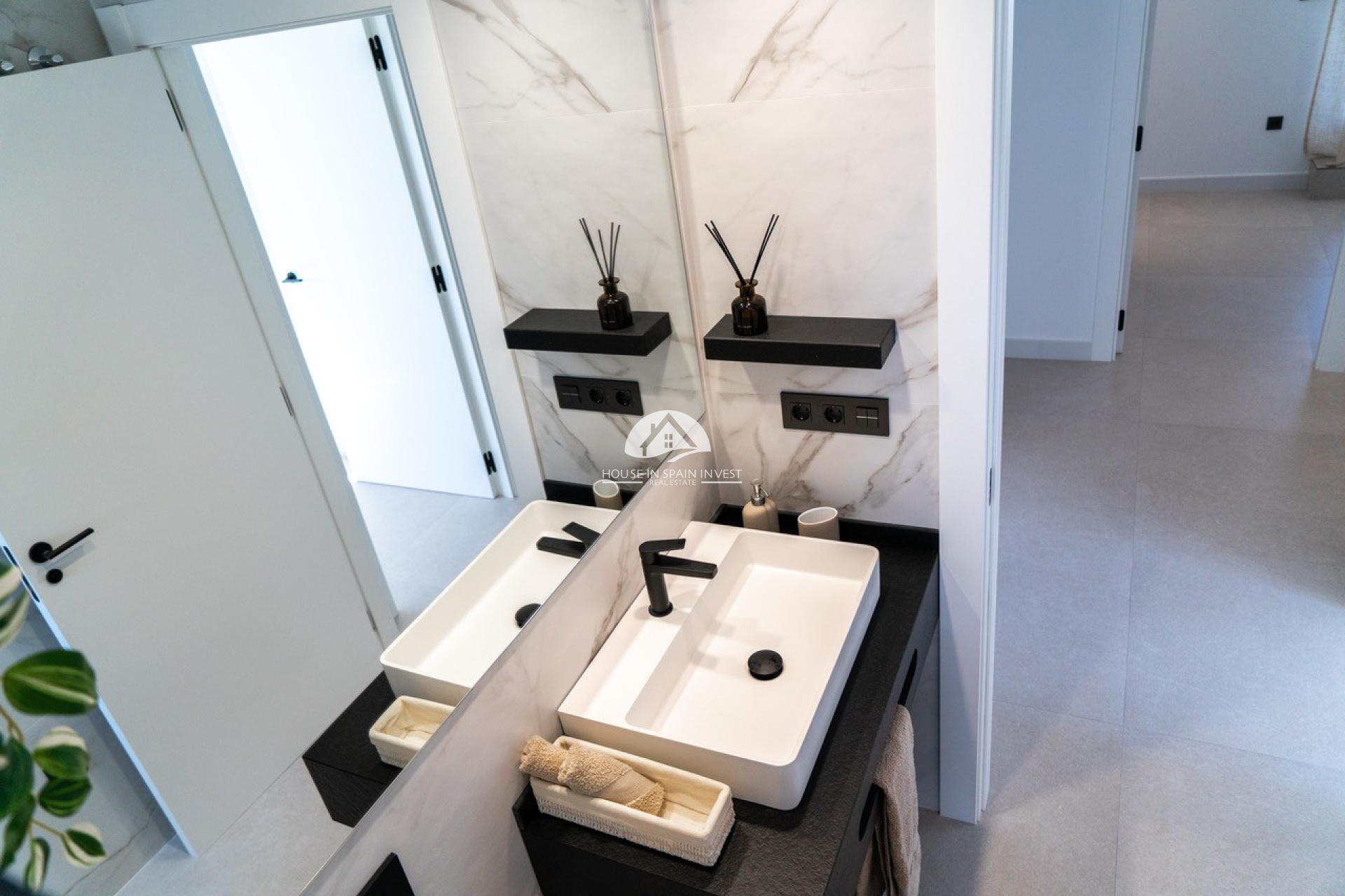 Resale - Apartment  - Orihuela Costa - La Zenia