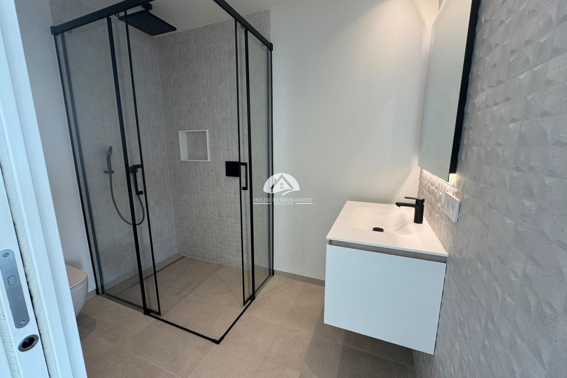 Resale - Apartment  - Orihuela Costa - Las Colinas Golf