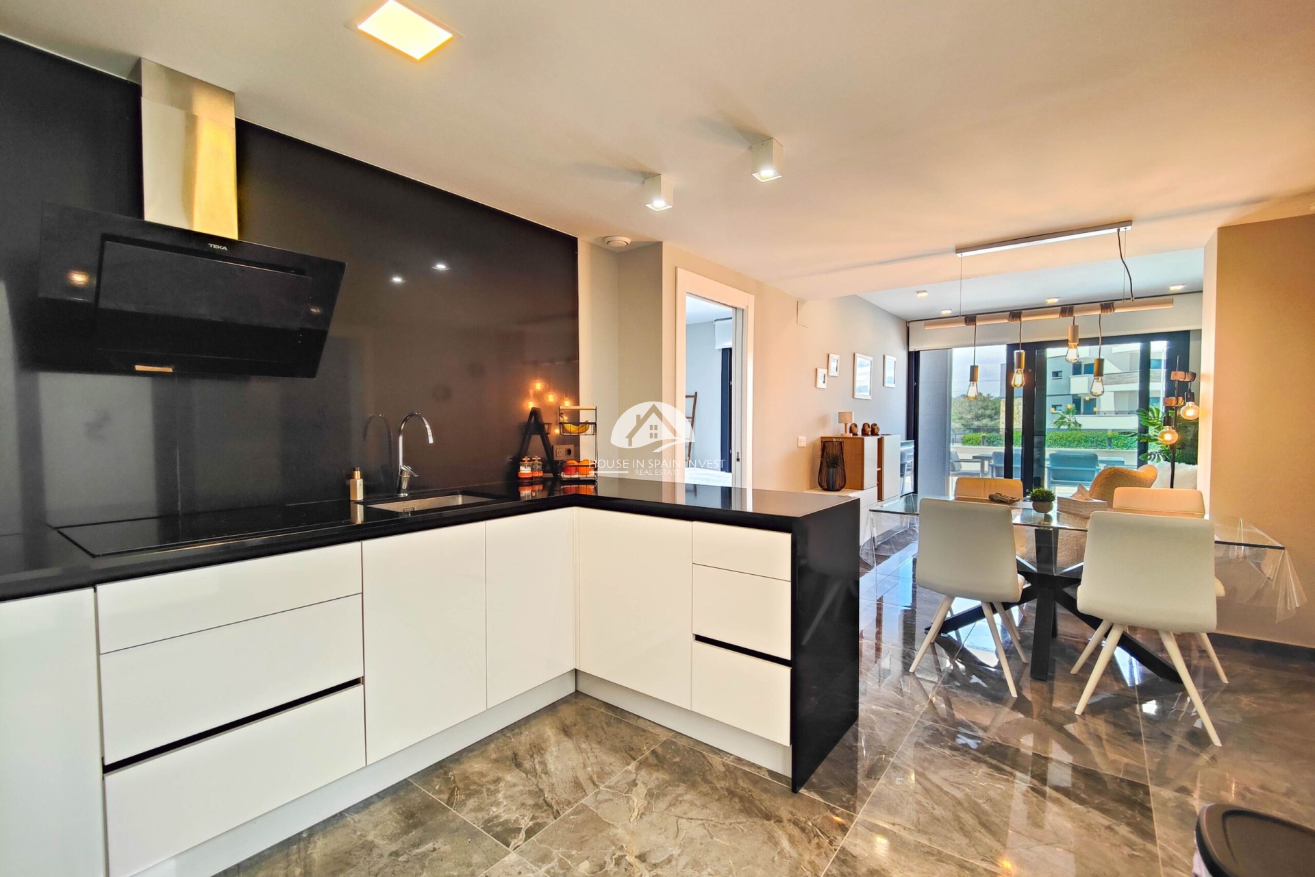 Resale - Apartment  - Orihuela Costa - Los Altos