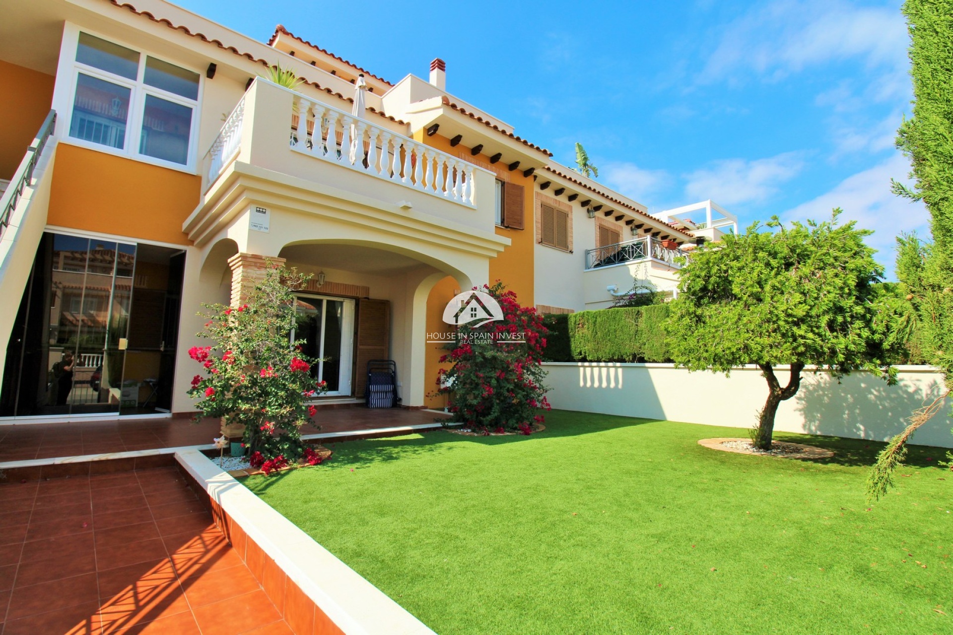 Resale - Apartment  - Orihuela Costa - Playa Flamenca