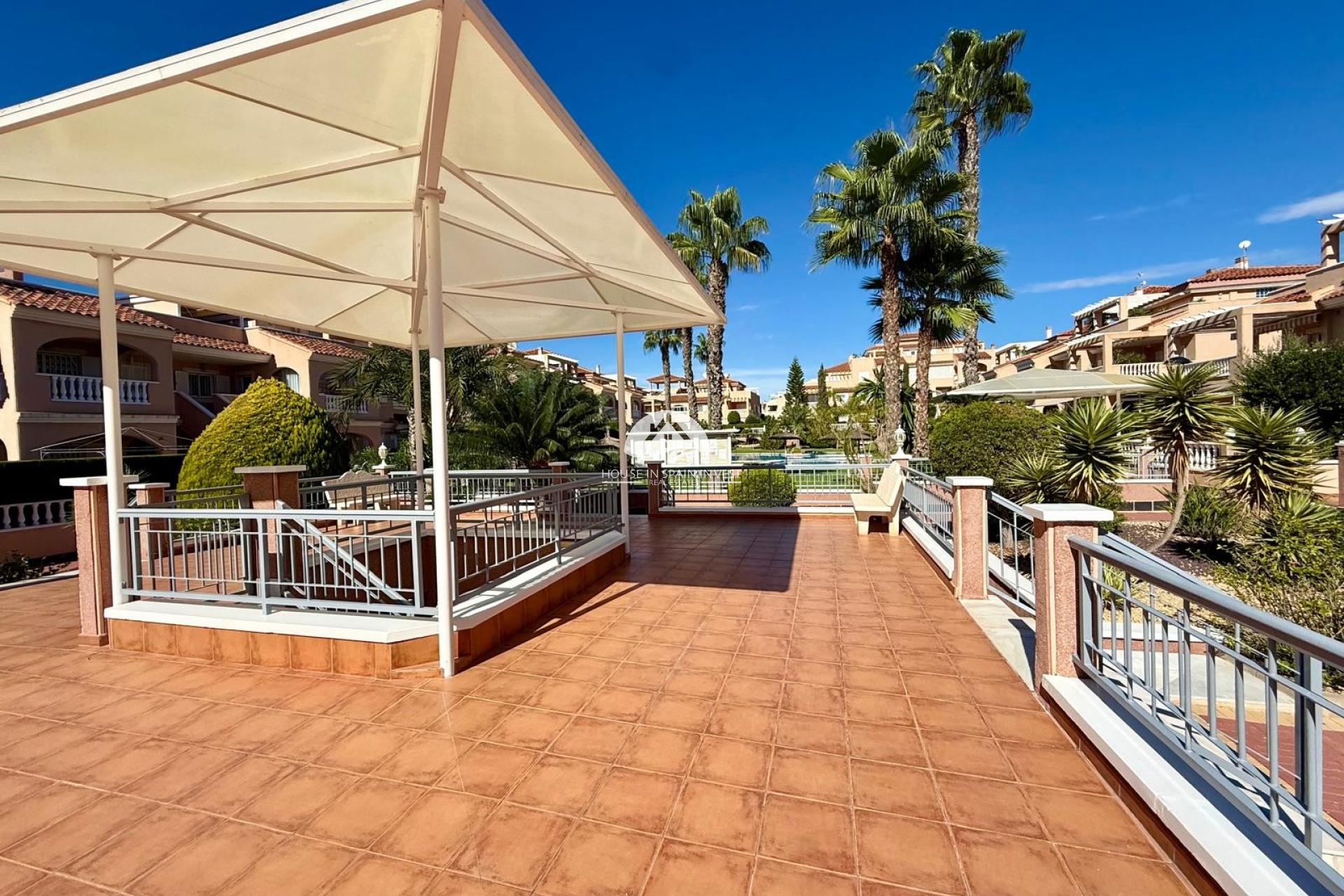 Resale - Apartment  - Orihuela Costa - Playa Flamenca