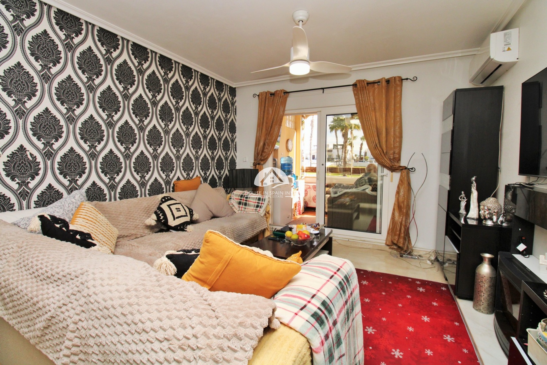 Resale - Apartment  - Orihuela Costa - Playa Flamenca