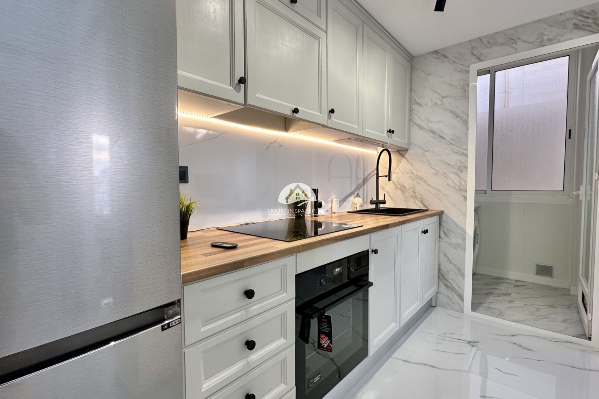 Resale - Apartment  - Orihuela Costa - Playa Flamenca