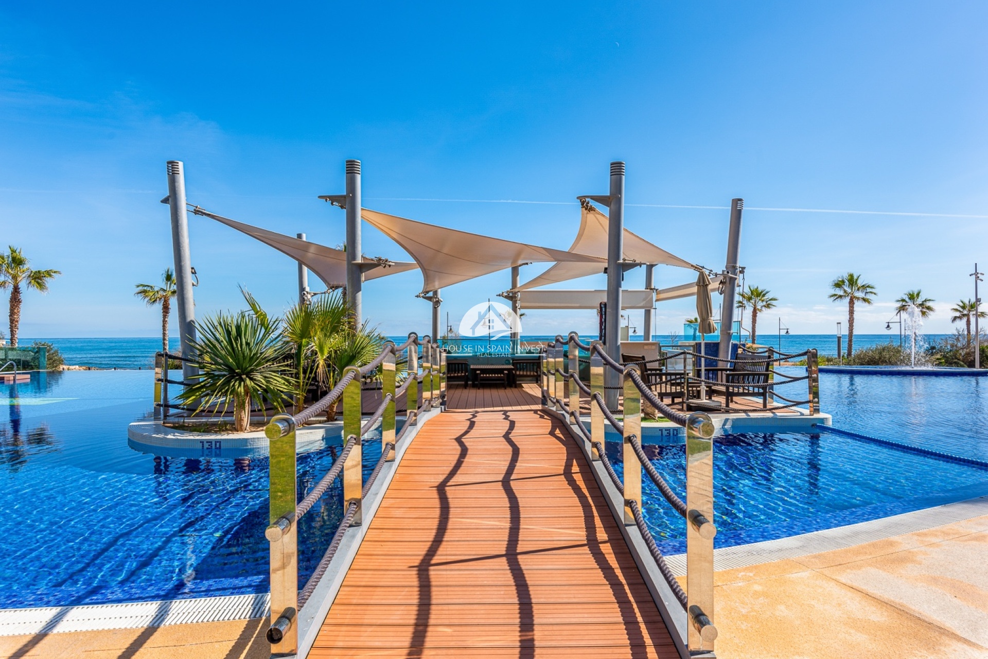 Resale - Apartment  - Orihuela Costa - Punta Prima  