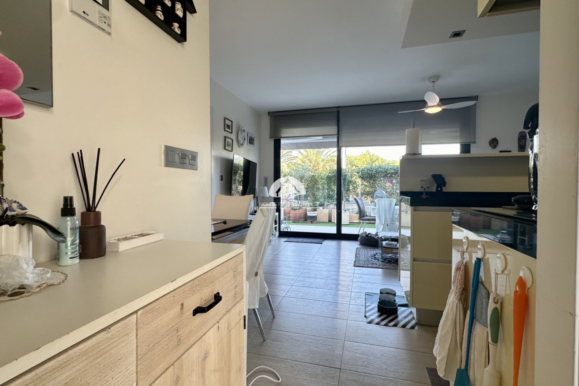 Resale - Apartment  - Orihuela Costa - Punta Prima  