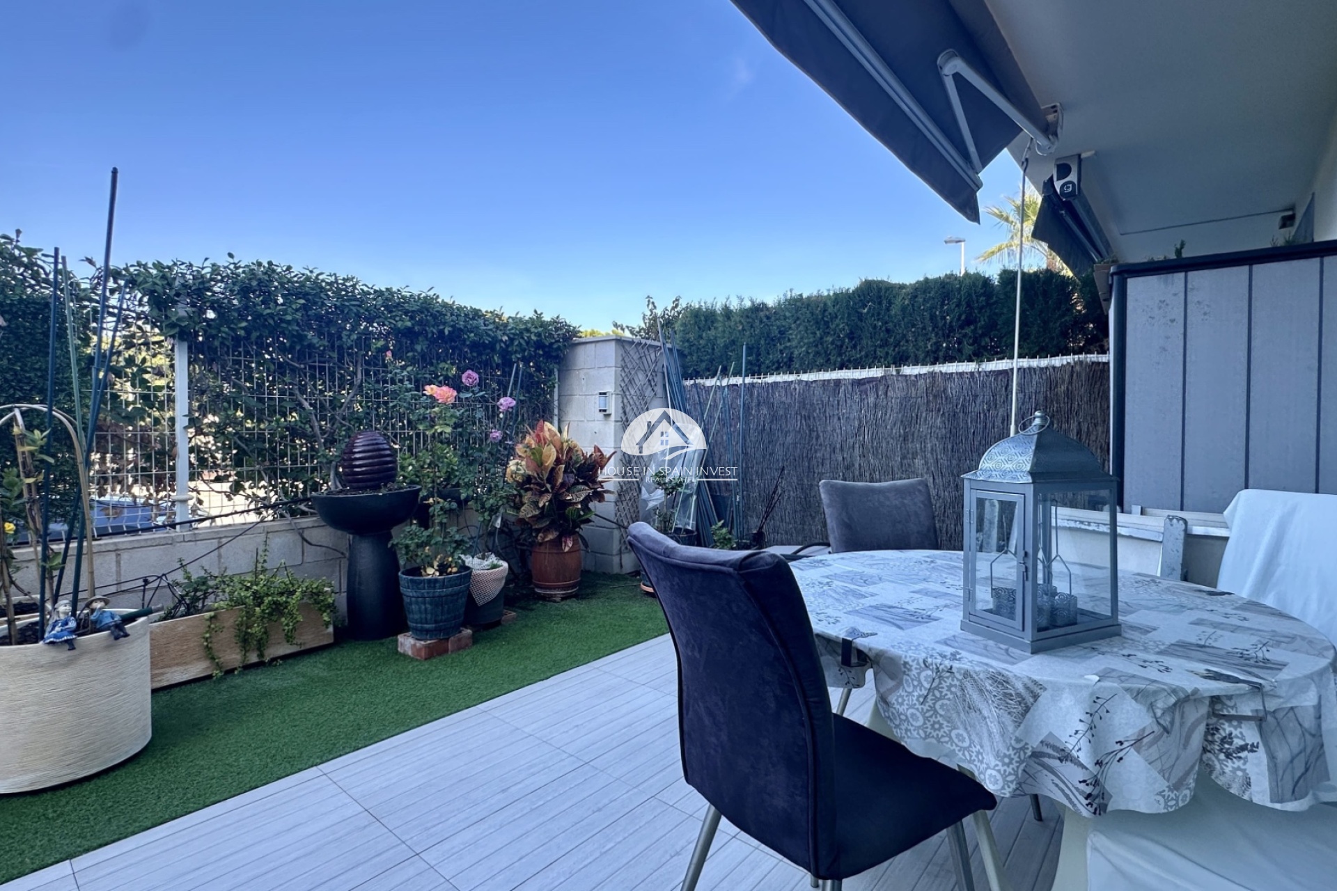 Resale - Apartment  - Orihuela Costa - Punta Prima  