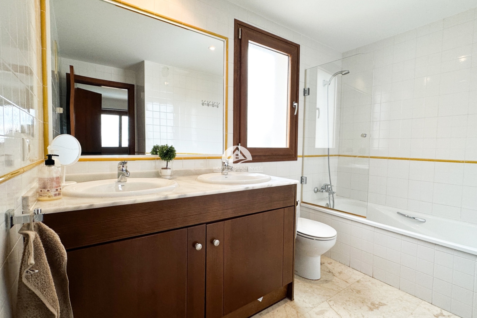 Resale - Apartment  - Orihuela Costa - Punta Prima  