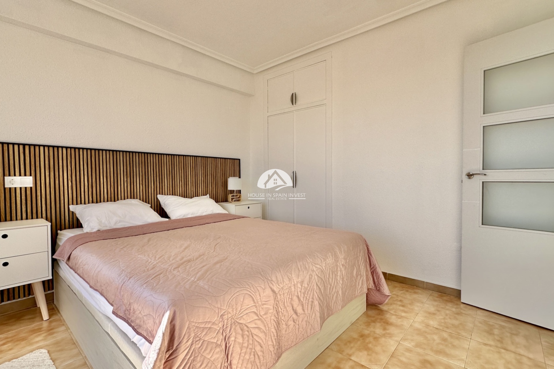 Resale - Apartment  - Orihuela Costa - Punta Prima  