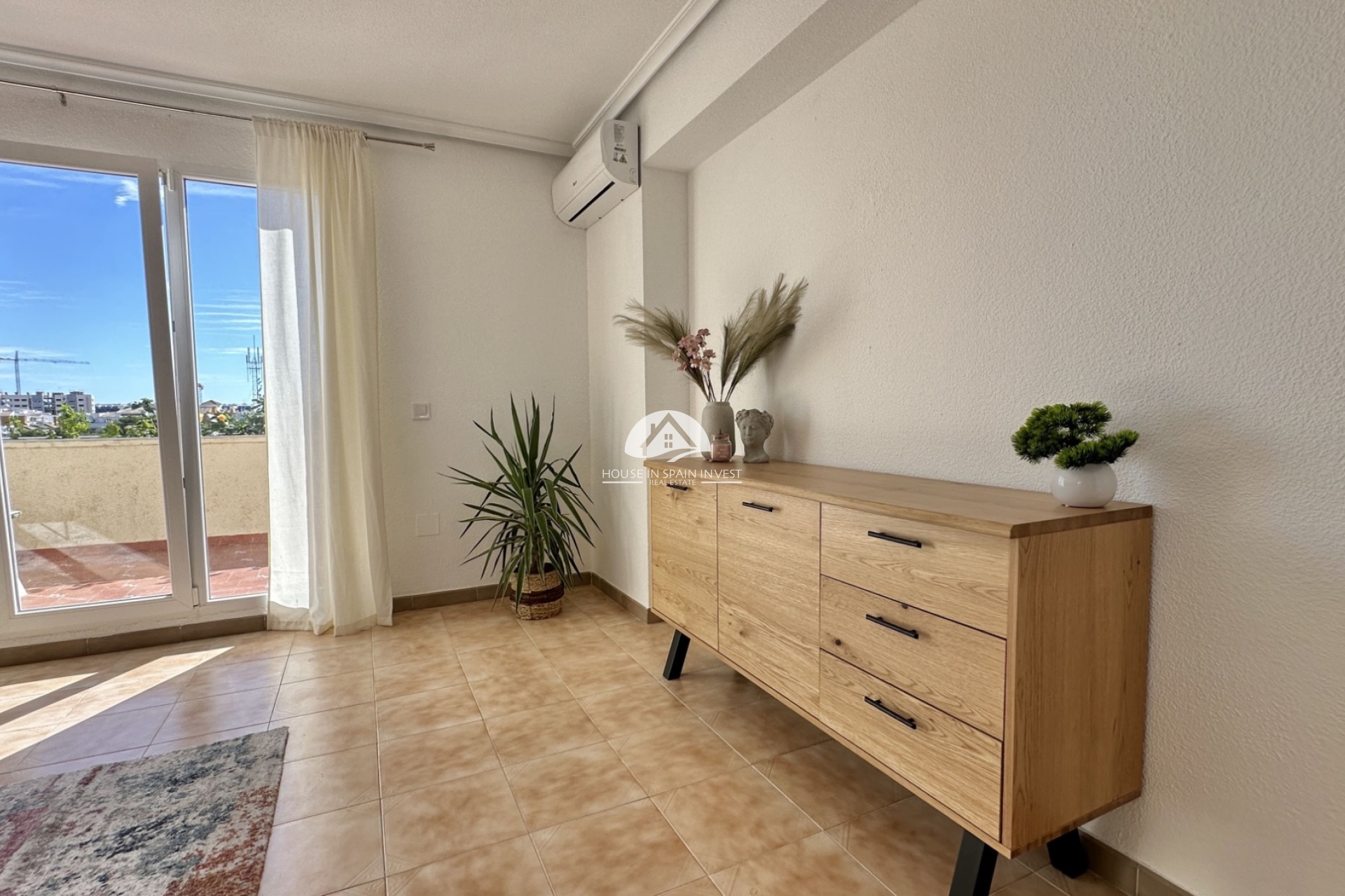 Resale - Apartment  - Orihuela Costa - Punta Prima  