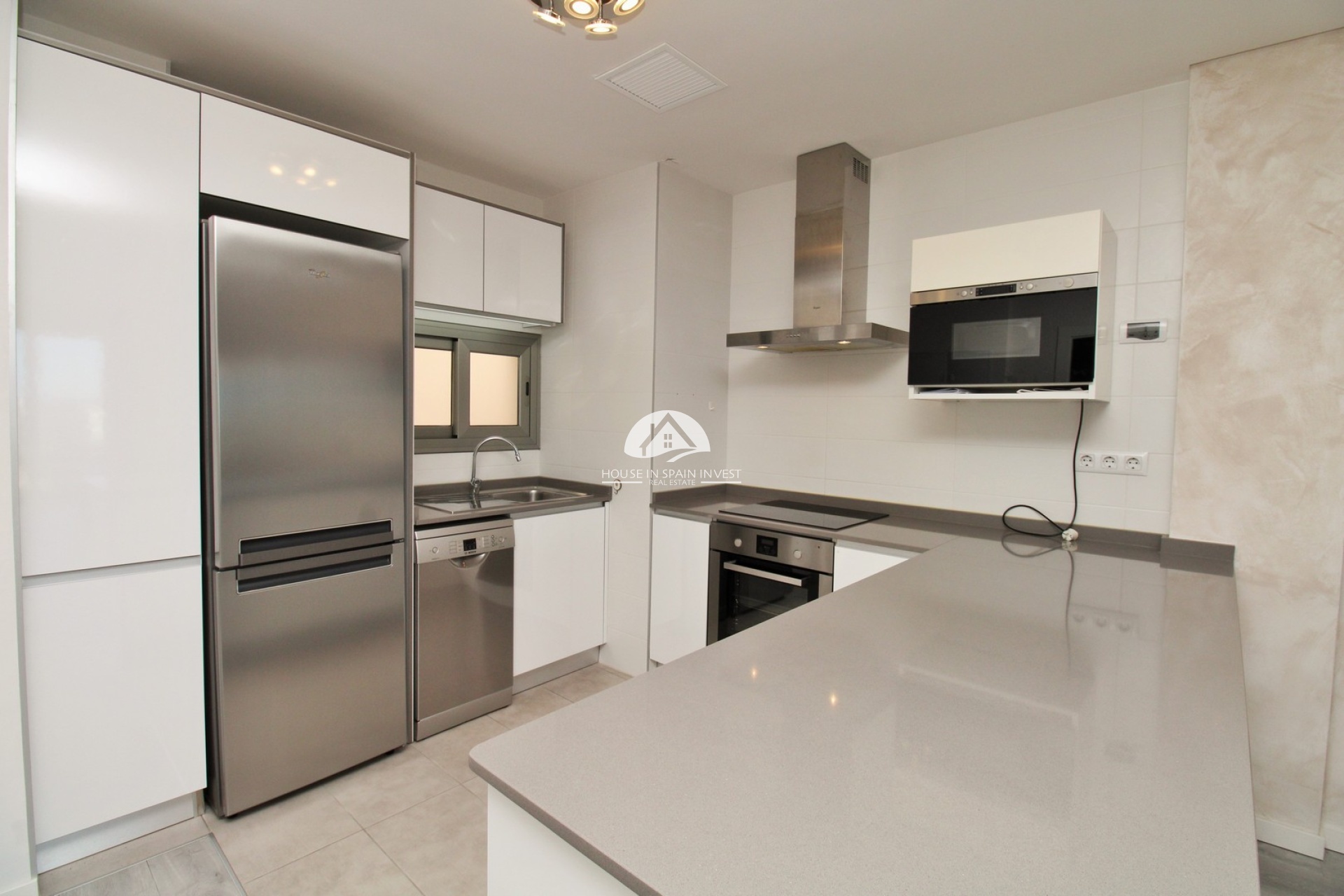 Resale - Apartment  - Orihuela Costa - Villamartín