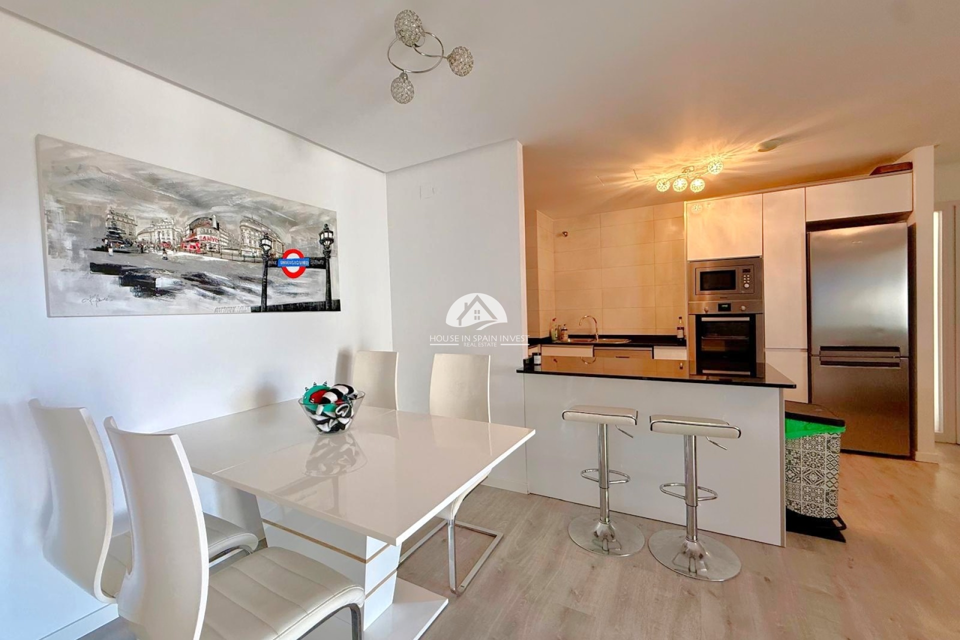 Resale - Apartment  - Orihuela Costa - Villamartín