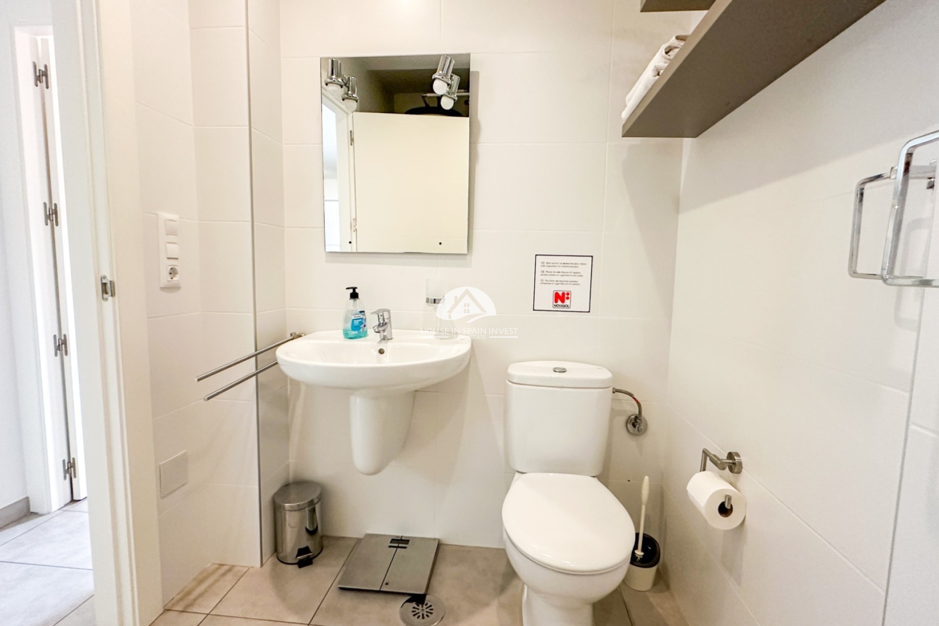 Resale - Apartment  - Orihuela Costa - Villamartín