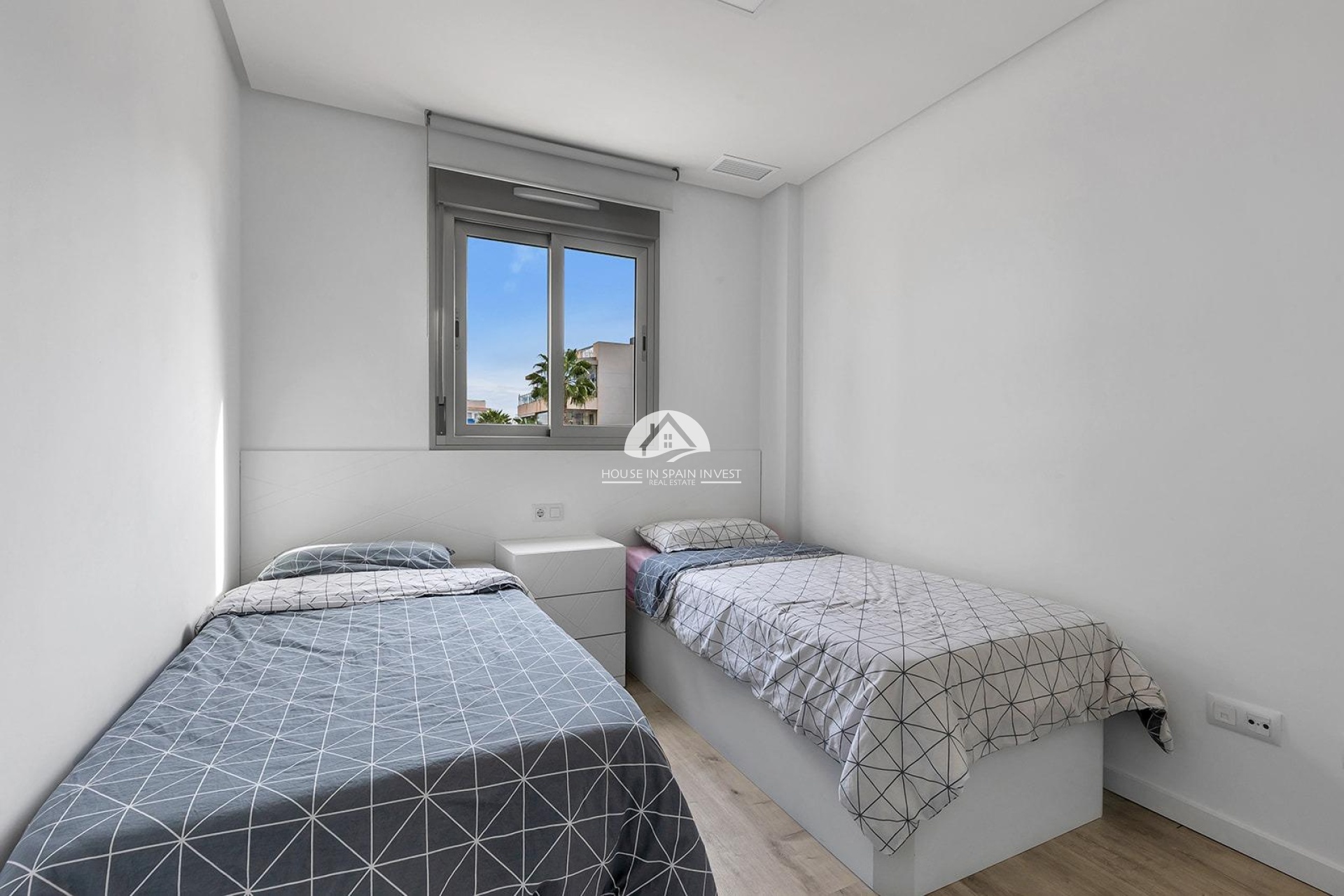 Resale - Apartment  - Orihuela Costa - Villamartín