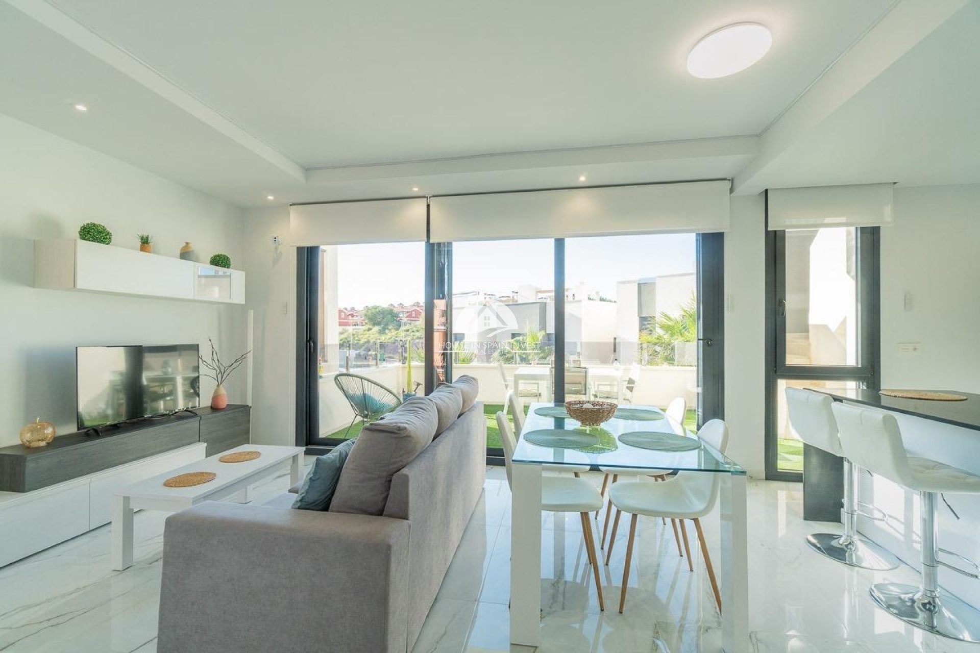 Resale - Apartment  - Orihuela Costa - Villamartín