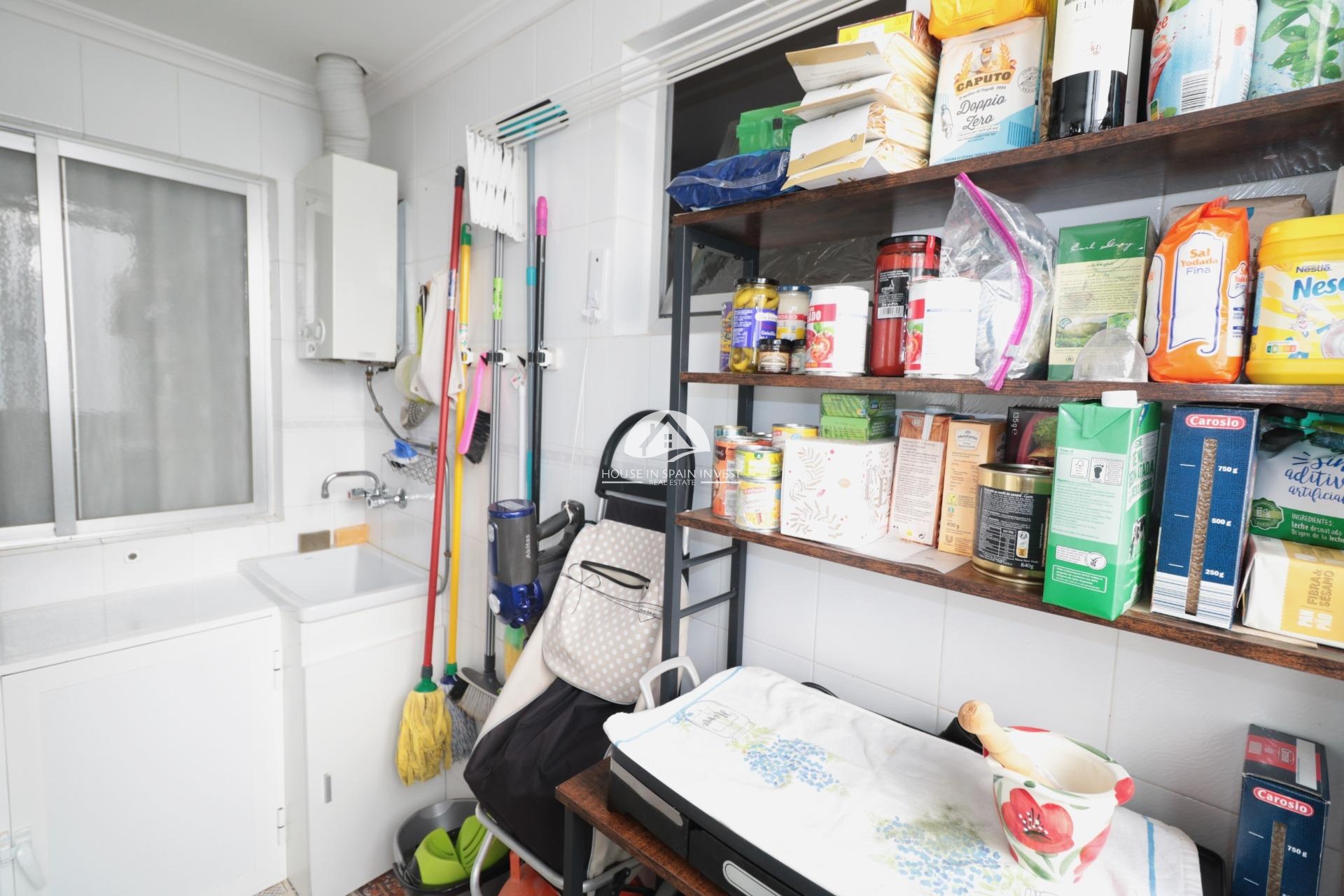 Resale - Apartment  - Santa Pola - Centro