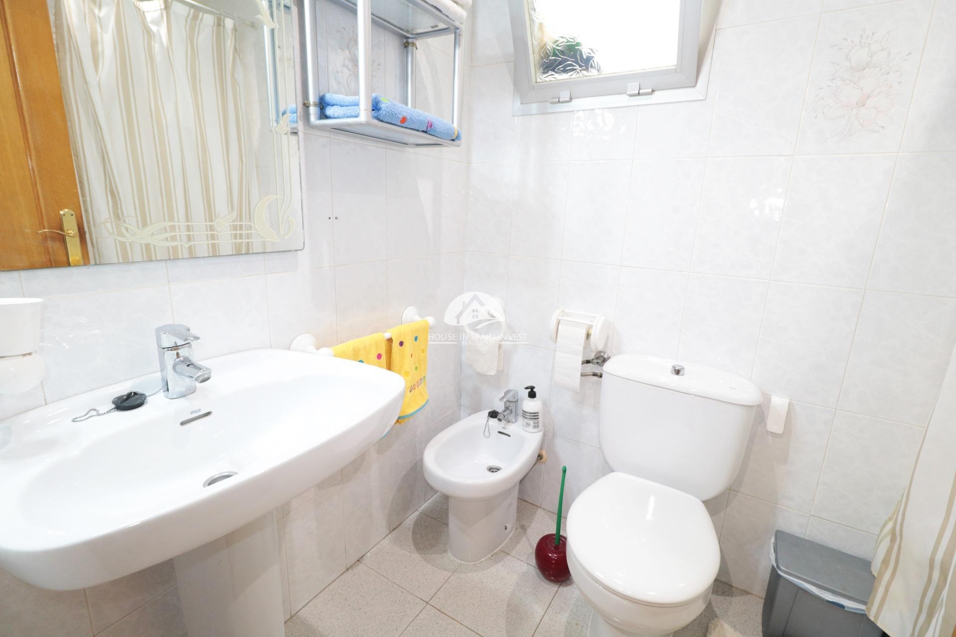 Resale - Apartment  - Santa Pola - Centro