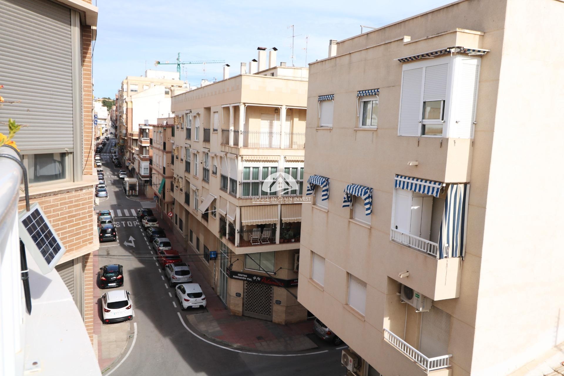 Resale - Apartment  - Santa Pola - Centro