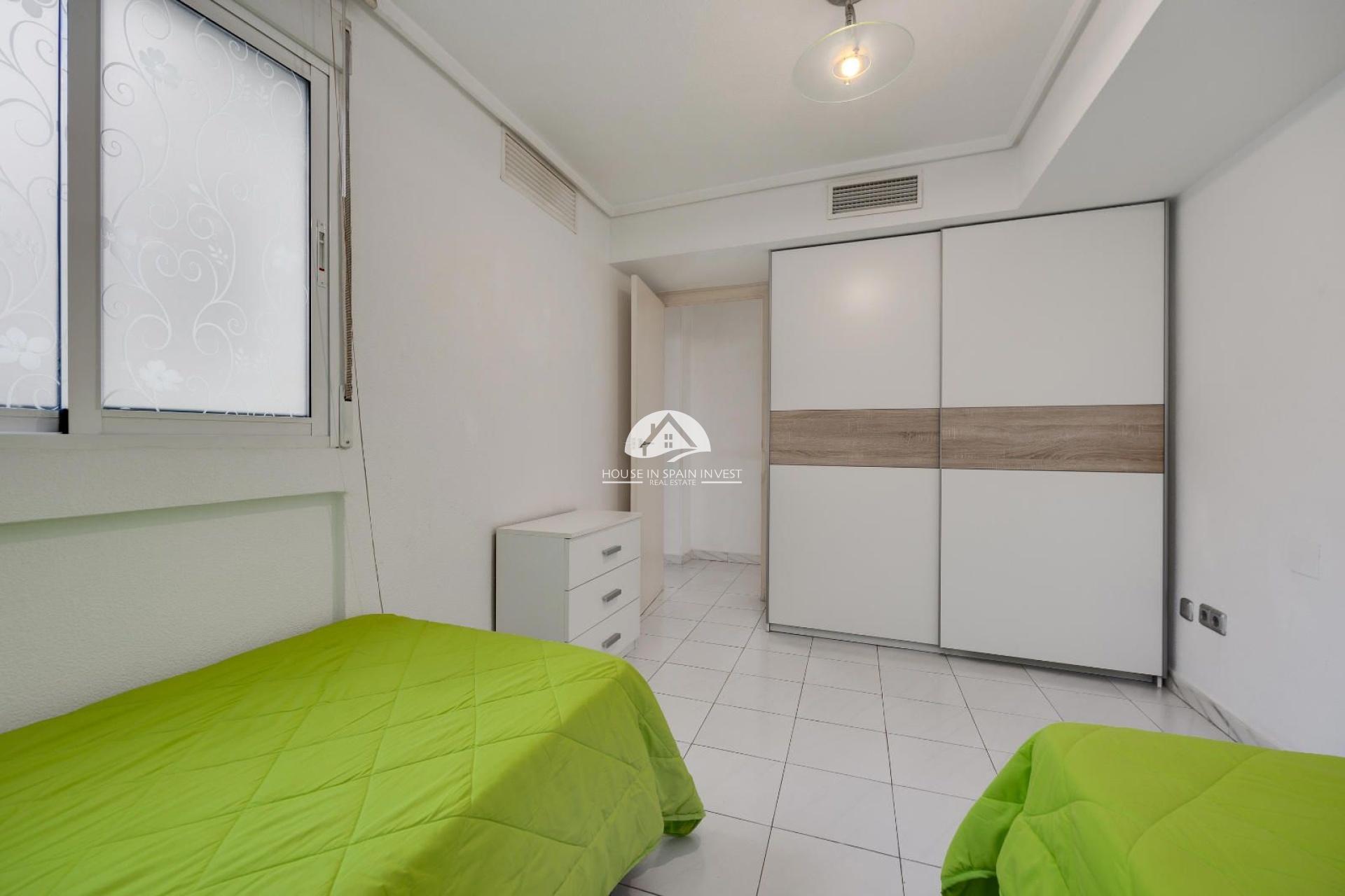 Resale - Apartment  - Torrevieja - Centro