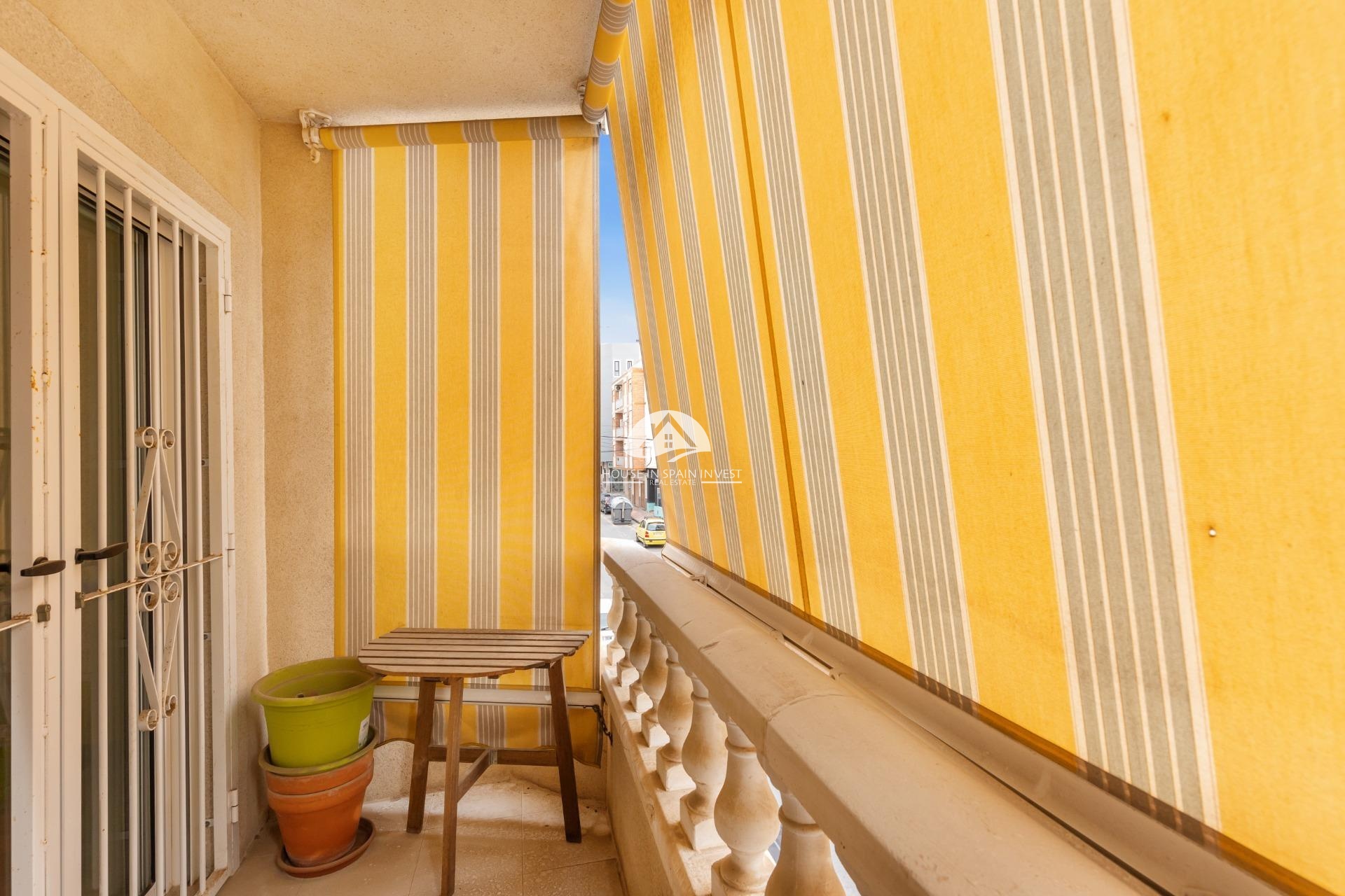 Resale - Apartment  - Torrevieja - Centro