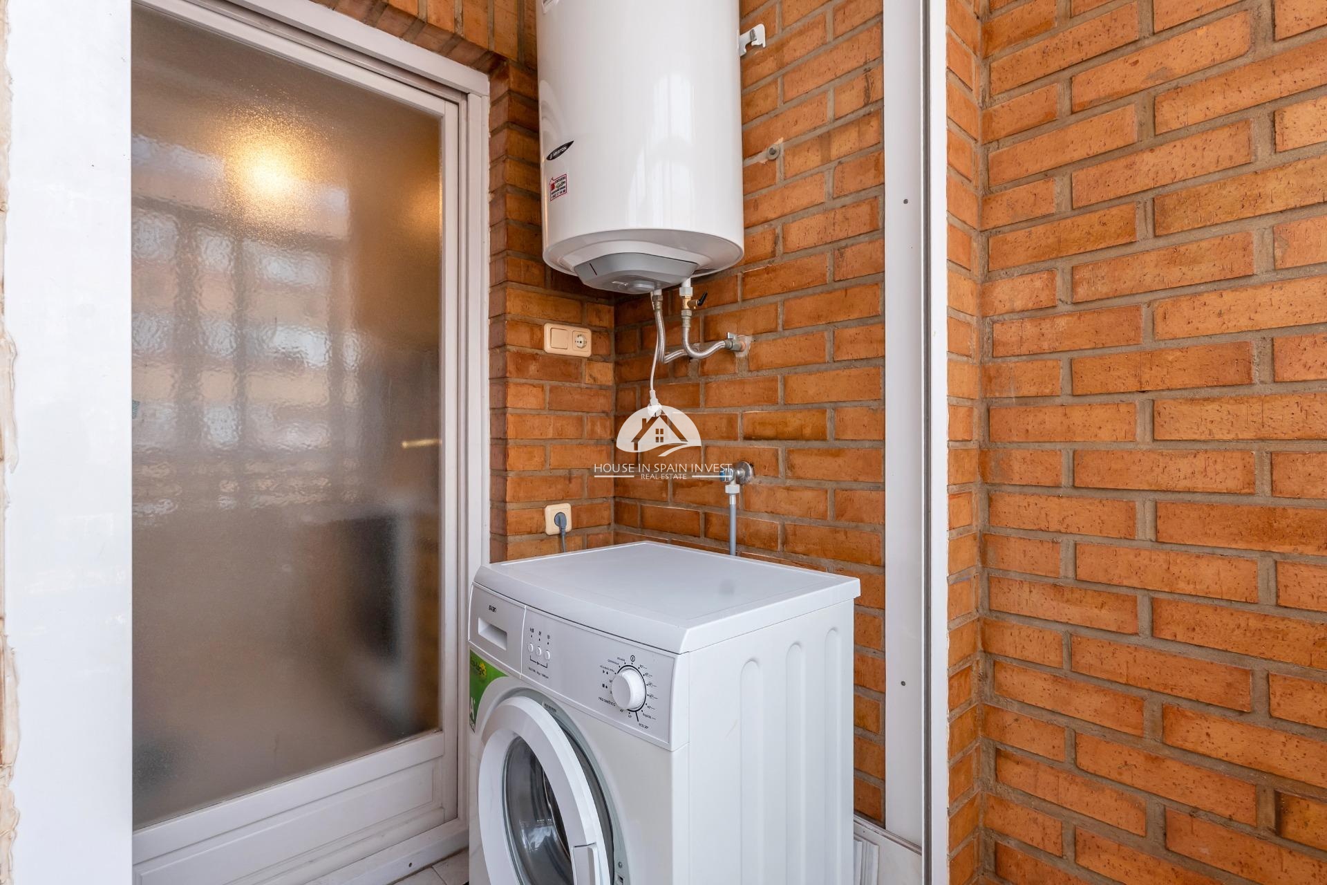 Resale - Apartment  - Torrevieja - Centro