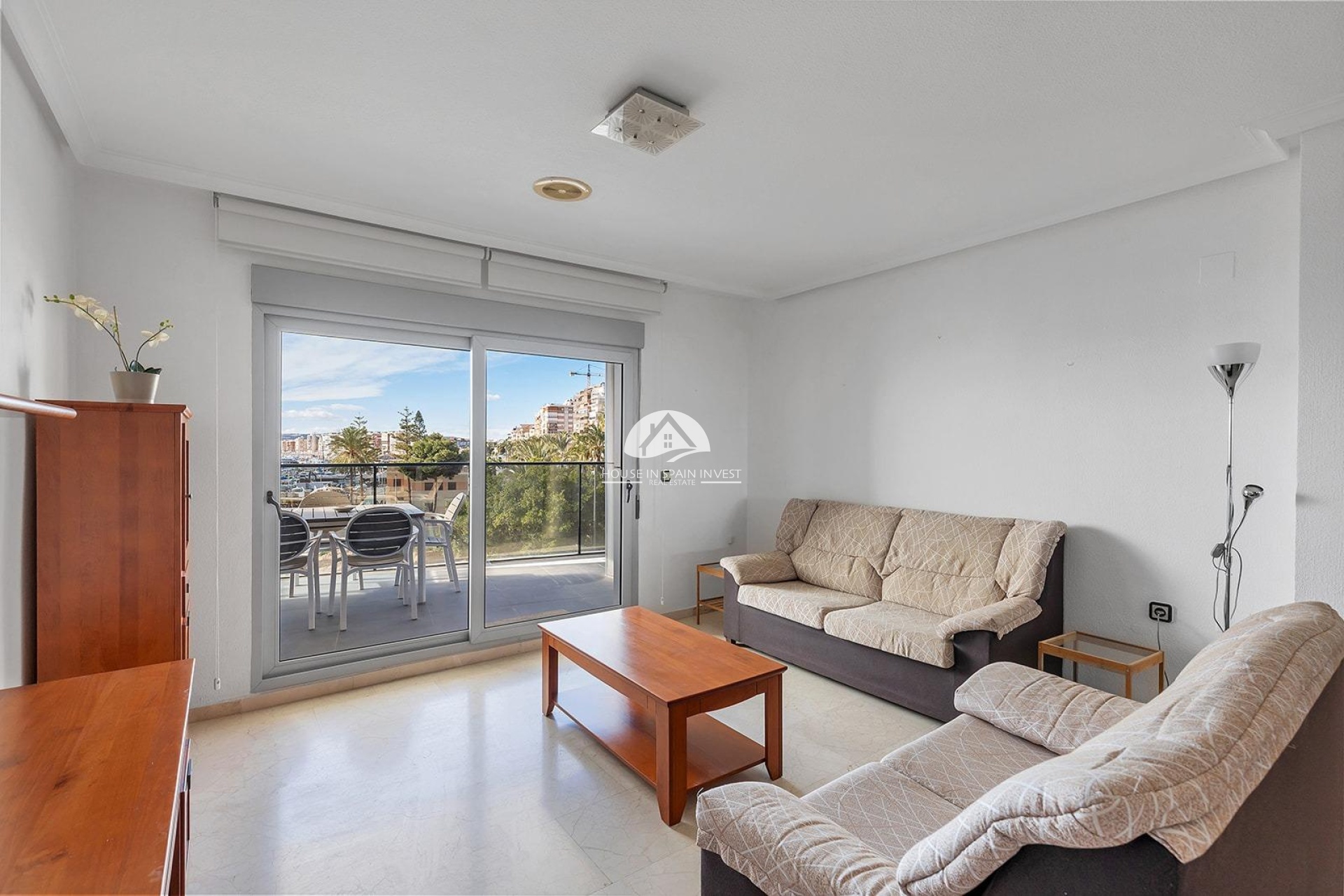 Resale - Apartment  - Torrevieja - Centro